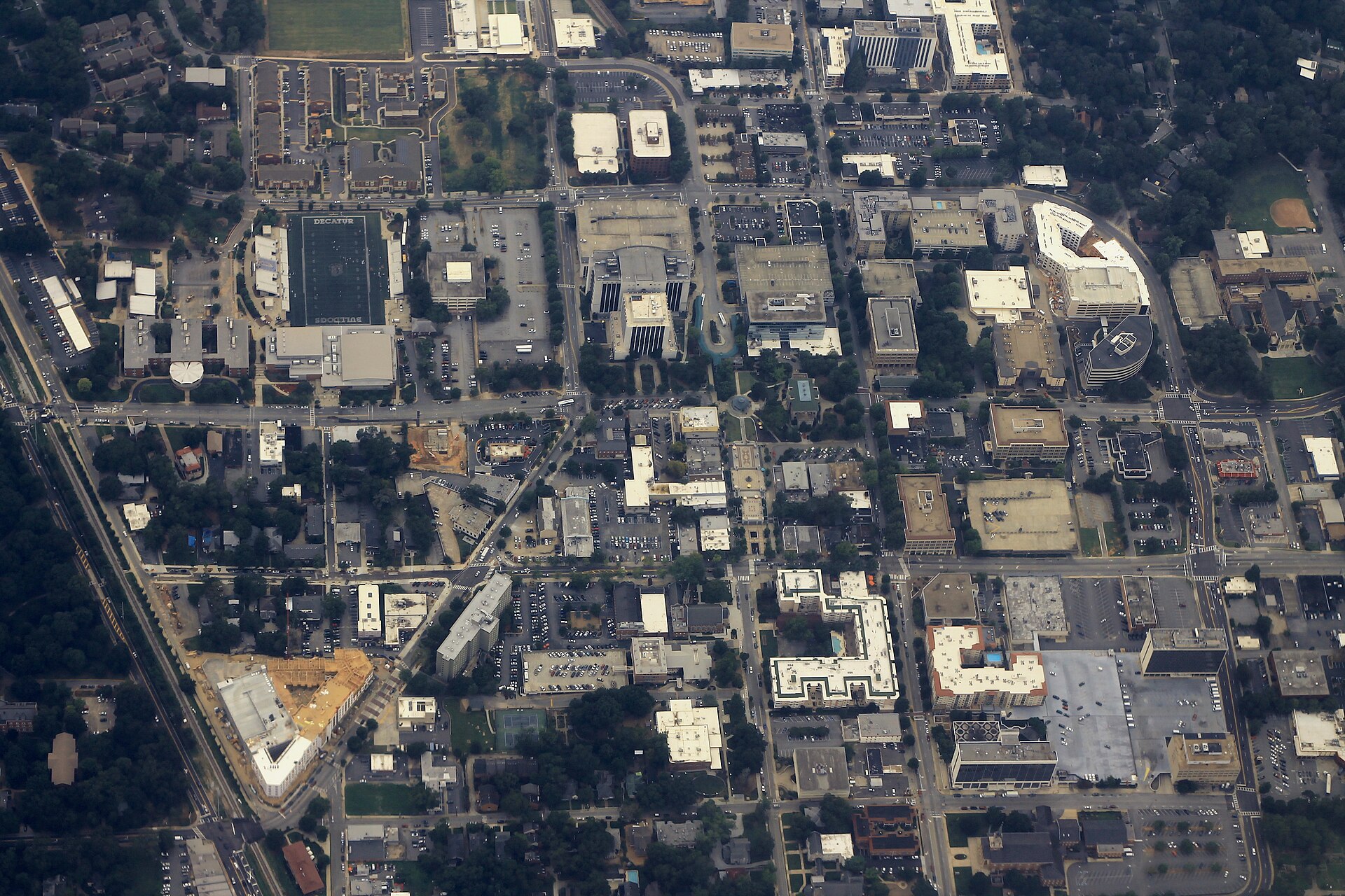Curving Over Decatur Georgia (50876334811).jpg