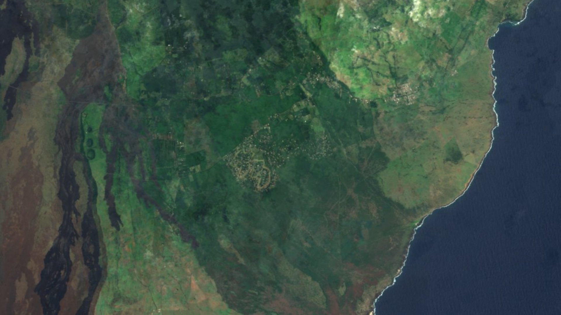 Satellite photograph of the landscape around Discovery Harbour, Hawaii, captured in 2016