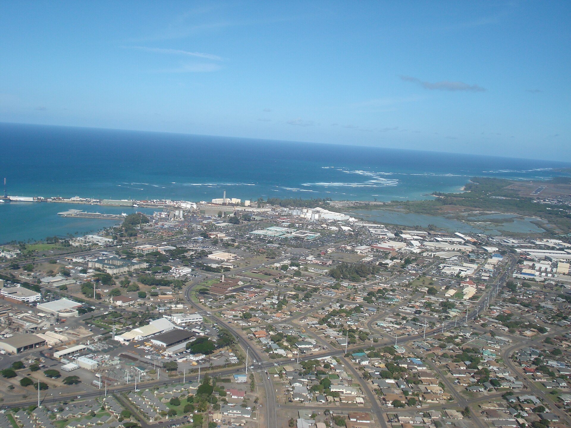 Air view of Kahului. (Uploader on Flickr identified the shot as "Air View of Wailuku." But it's been misidentifed.) — Hawaii
