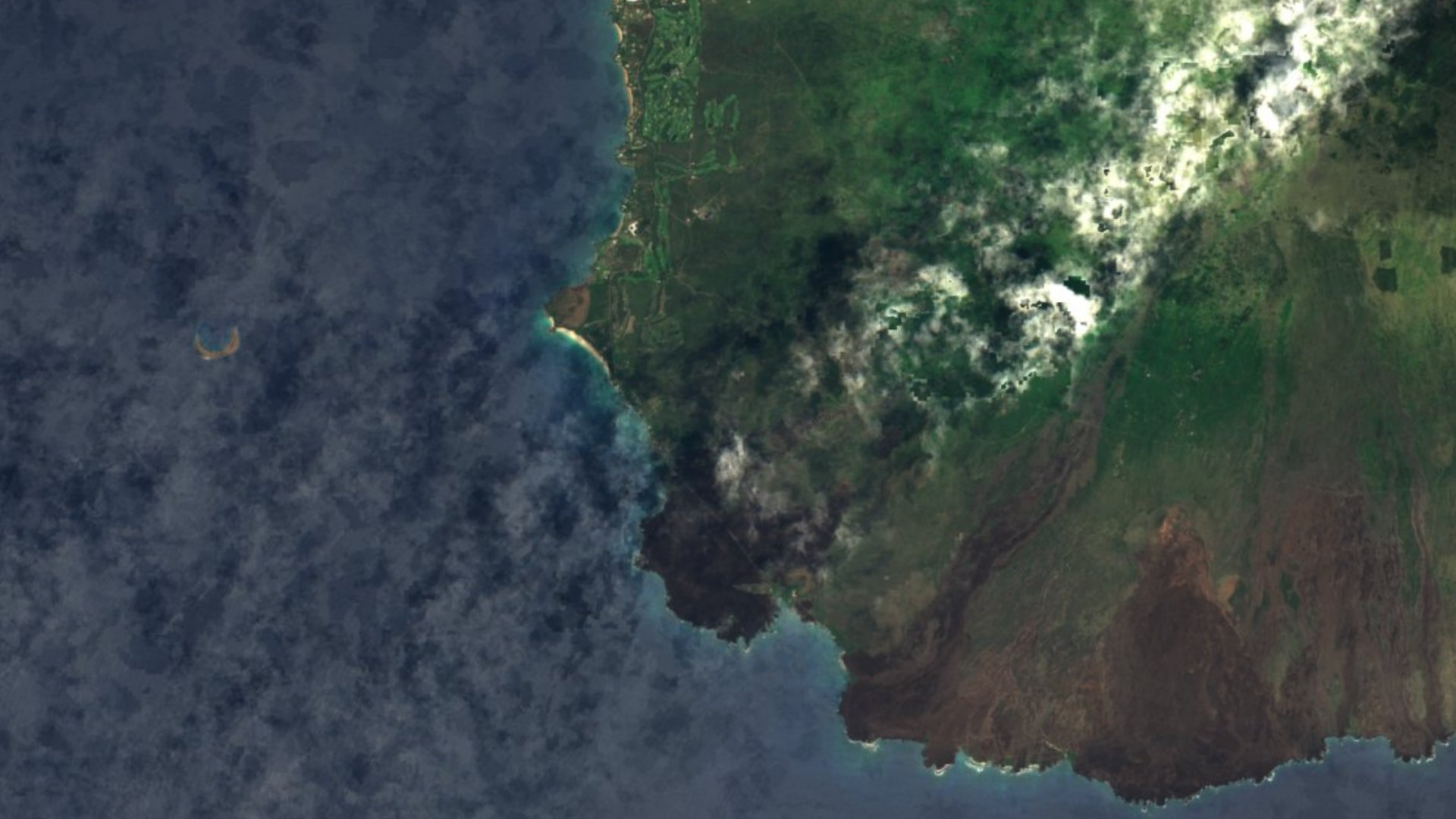 Satellite photograph of the landscape around Makena, Hawaii, captured in 2016