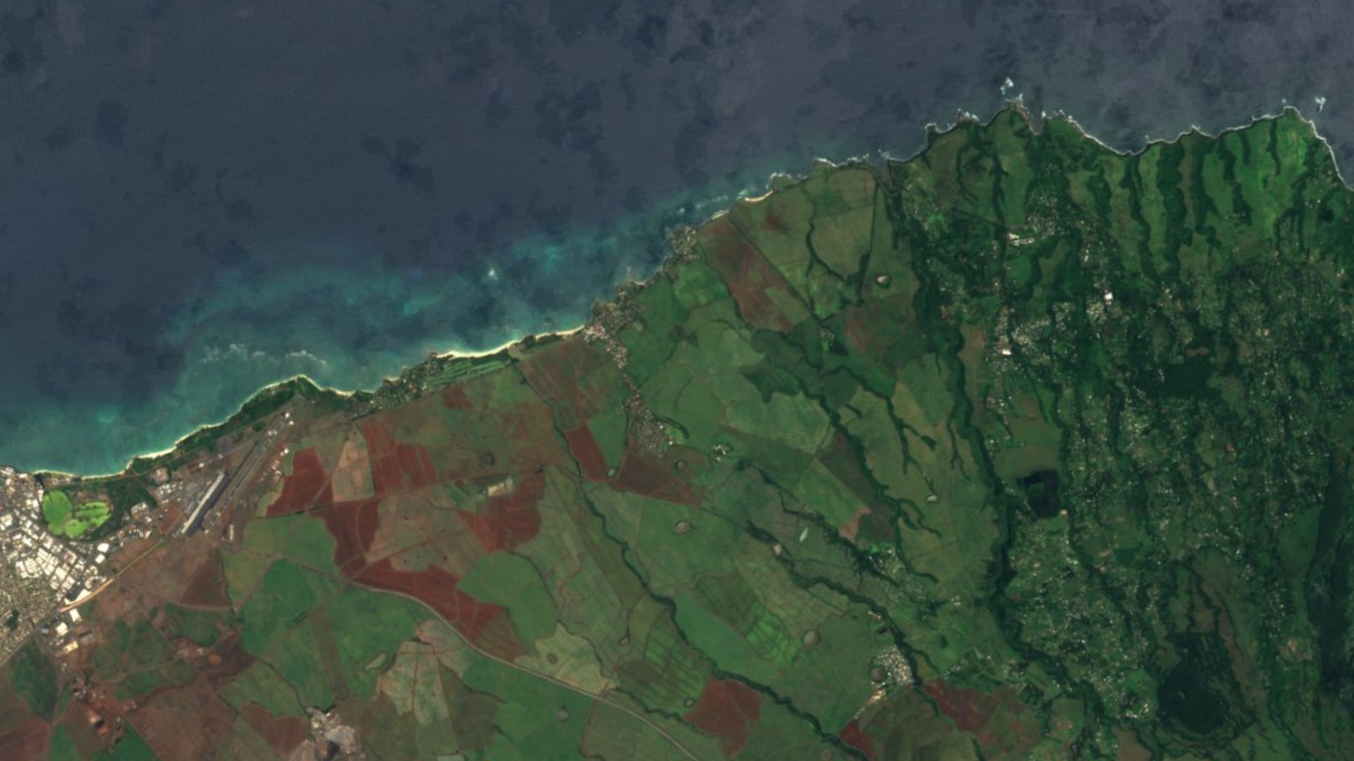 Satellite photograph of the landscape around Paia, Hawaii, captured in 2016