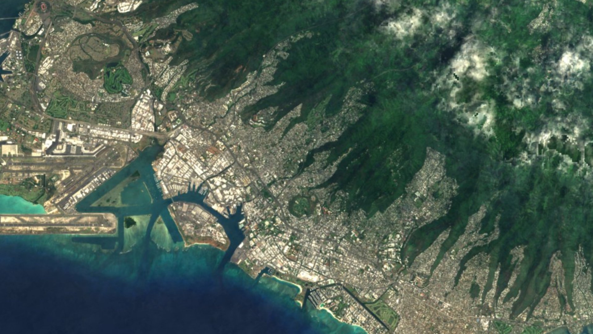 Satellite photograph of the landscape around Urban Honolulu, Hawaii, captured in 2016