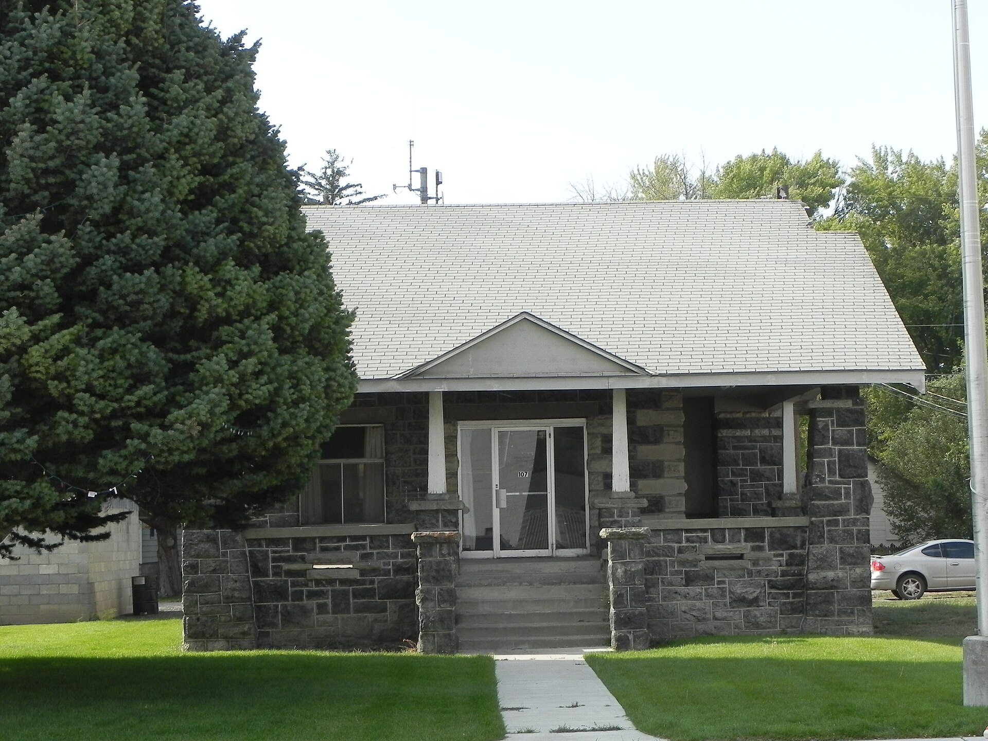 American Legion Hall in Shoshone, Idaho built by stonemason Jack Oughton.