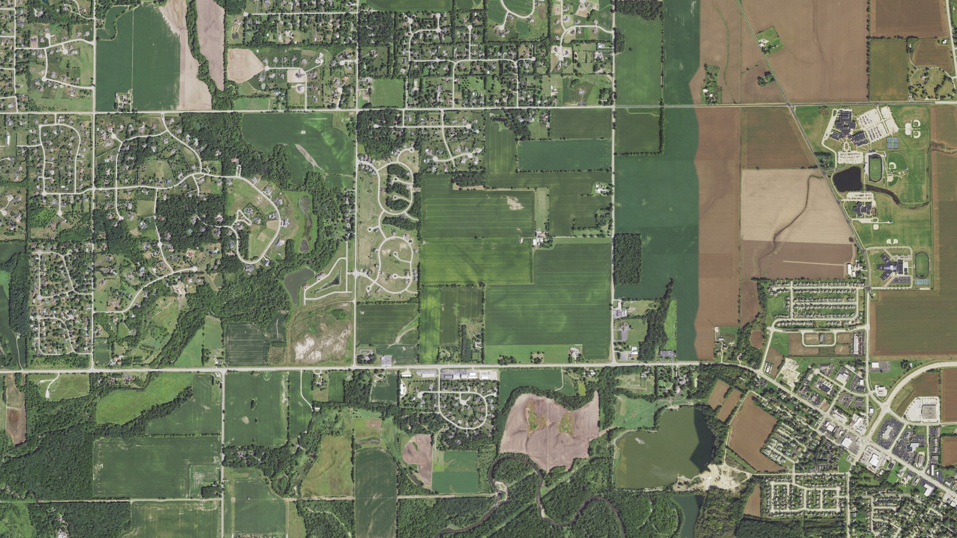 Natural-color aerial photograph of land around Belvidere, Illinois