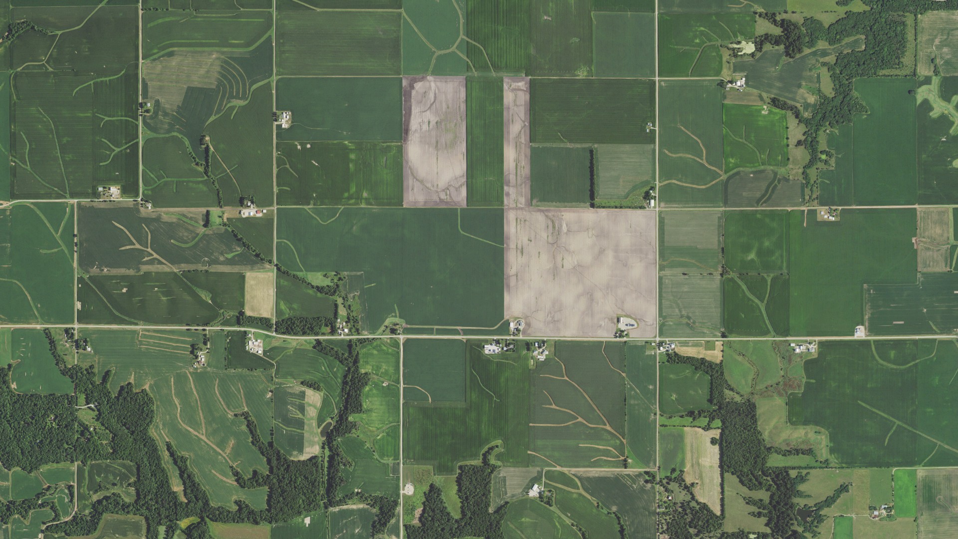 Aerial view of land around Wheatland, Illinois