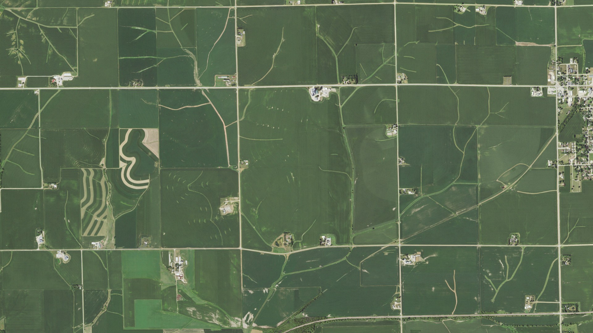 Natural-color aerial photograph of land around Cherry Grove-Shannon, Illinois
