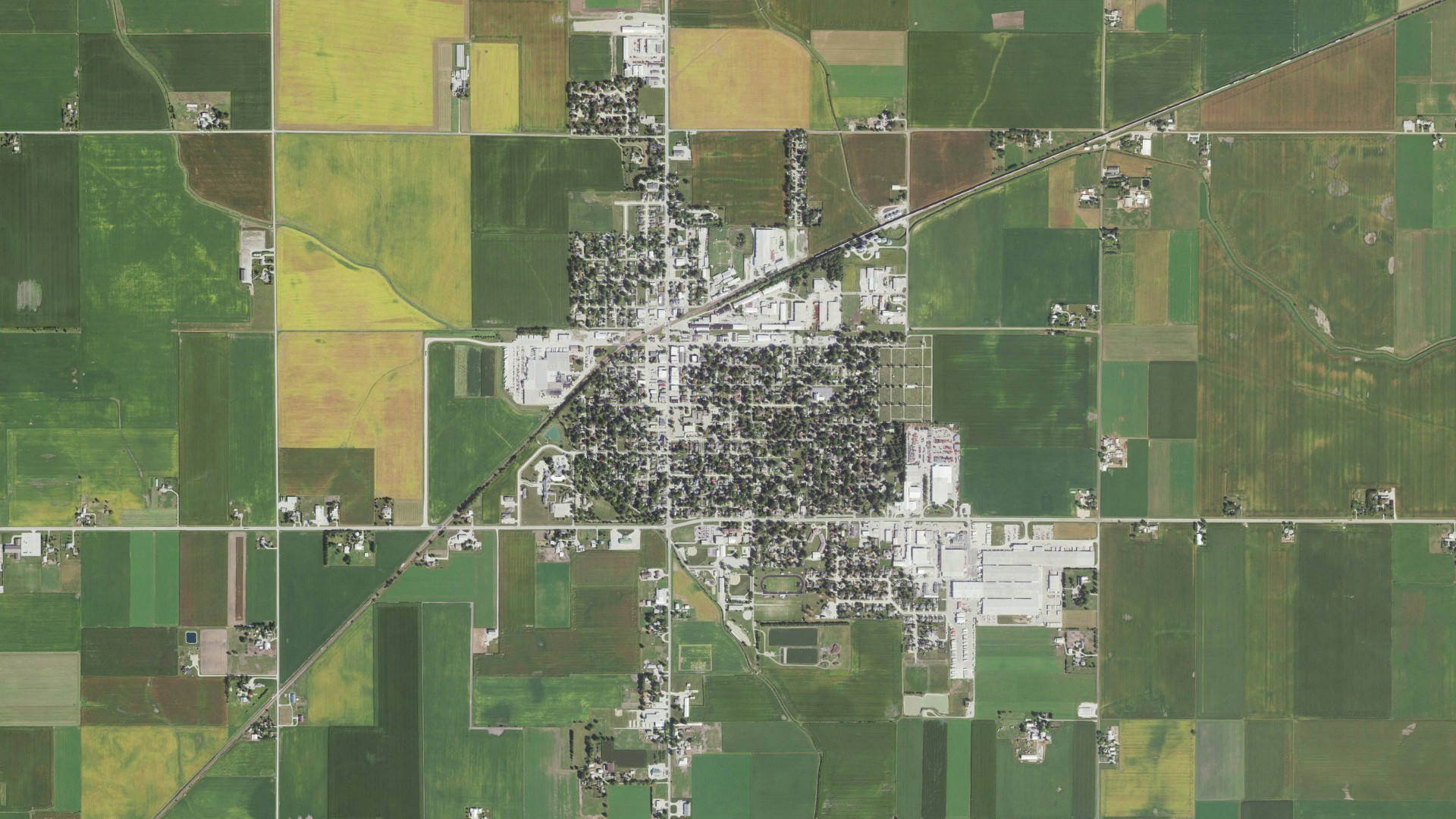 Natural-color aerial photograph of land around Arthur, Illinois