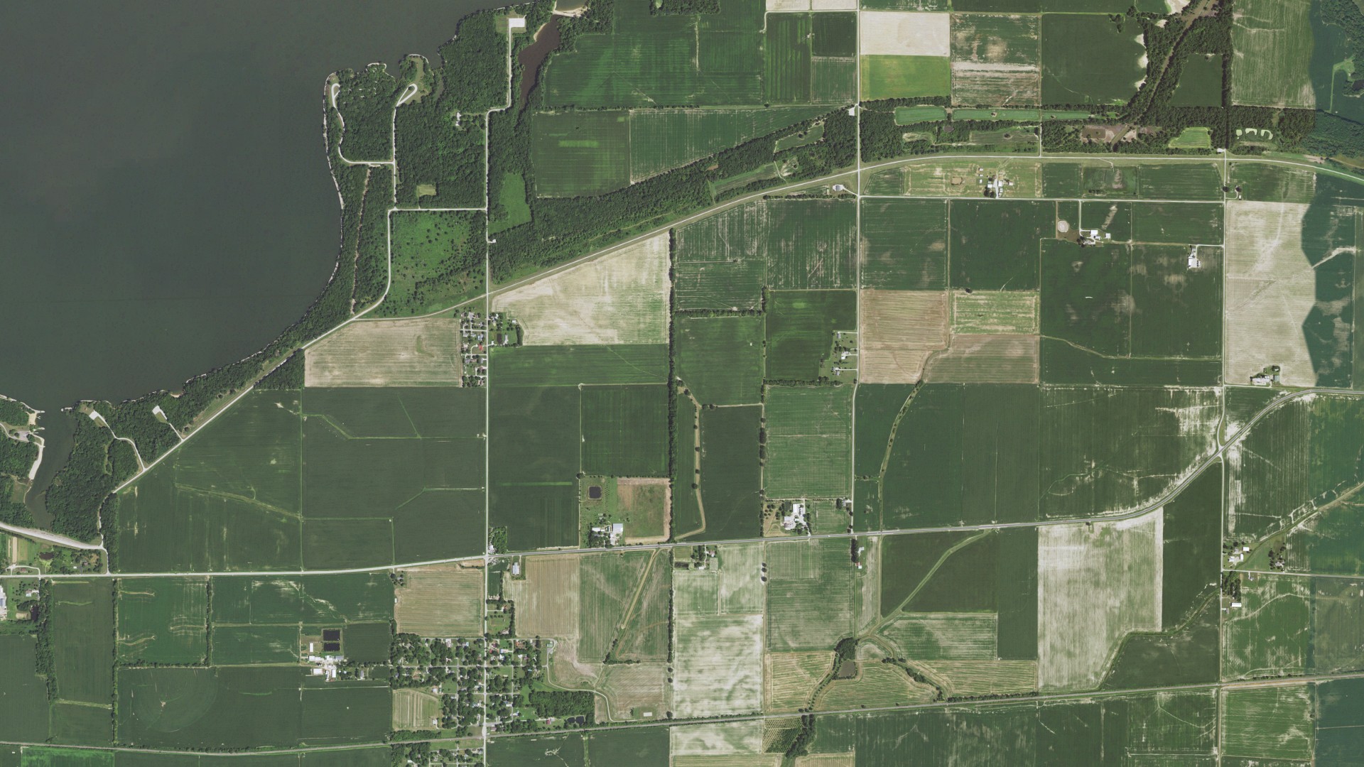 Natural-color aerial photograph of land around Clement, Illinois