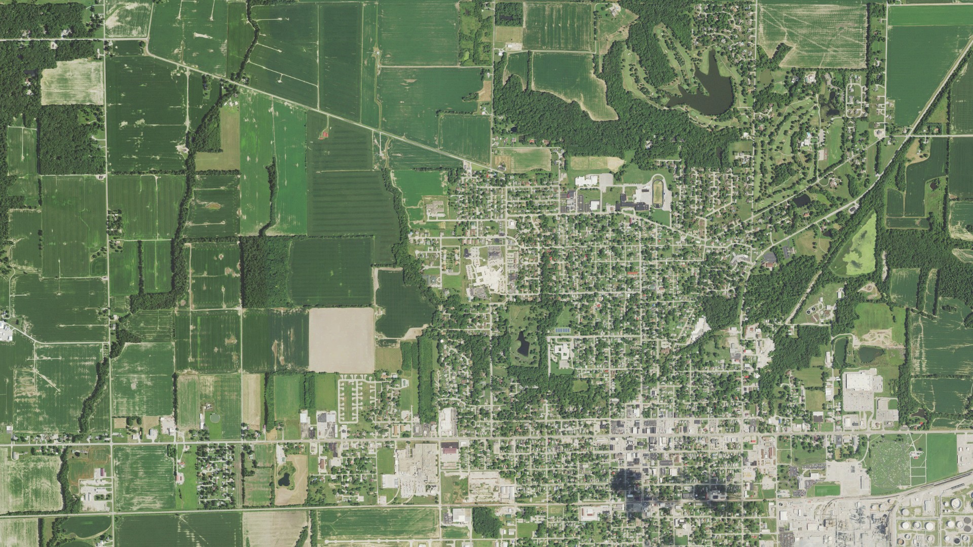 Natural-color aerial photograph of land around Robinson, Illinois