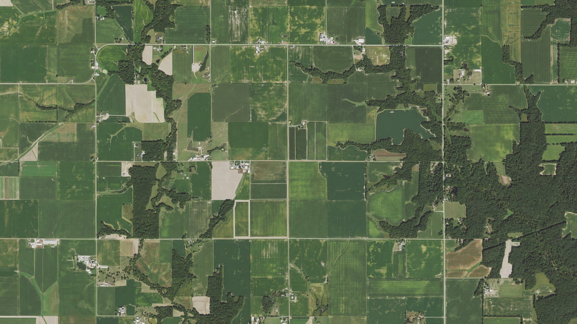 Aerial view of land around Spring Point, Illinois