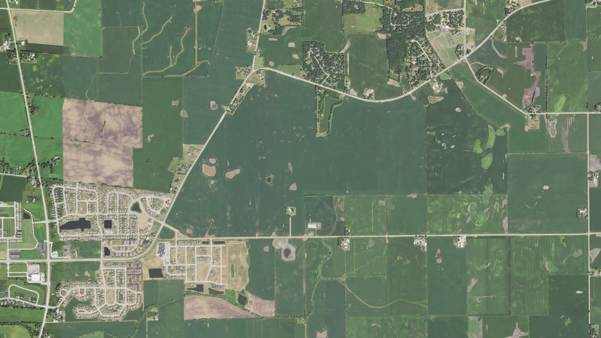 Aerial view of land around Sycamore, Illinois