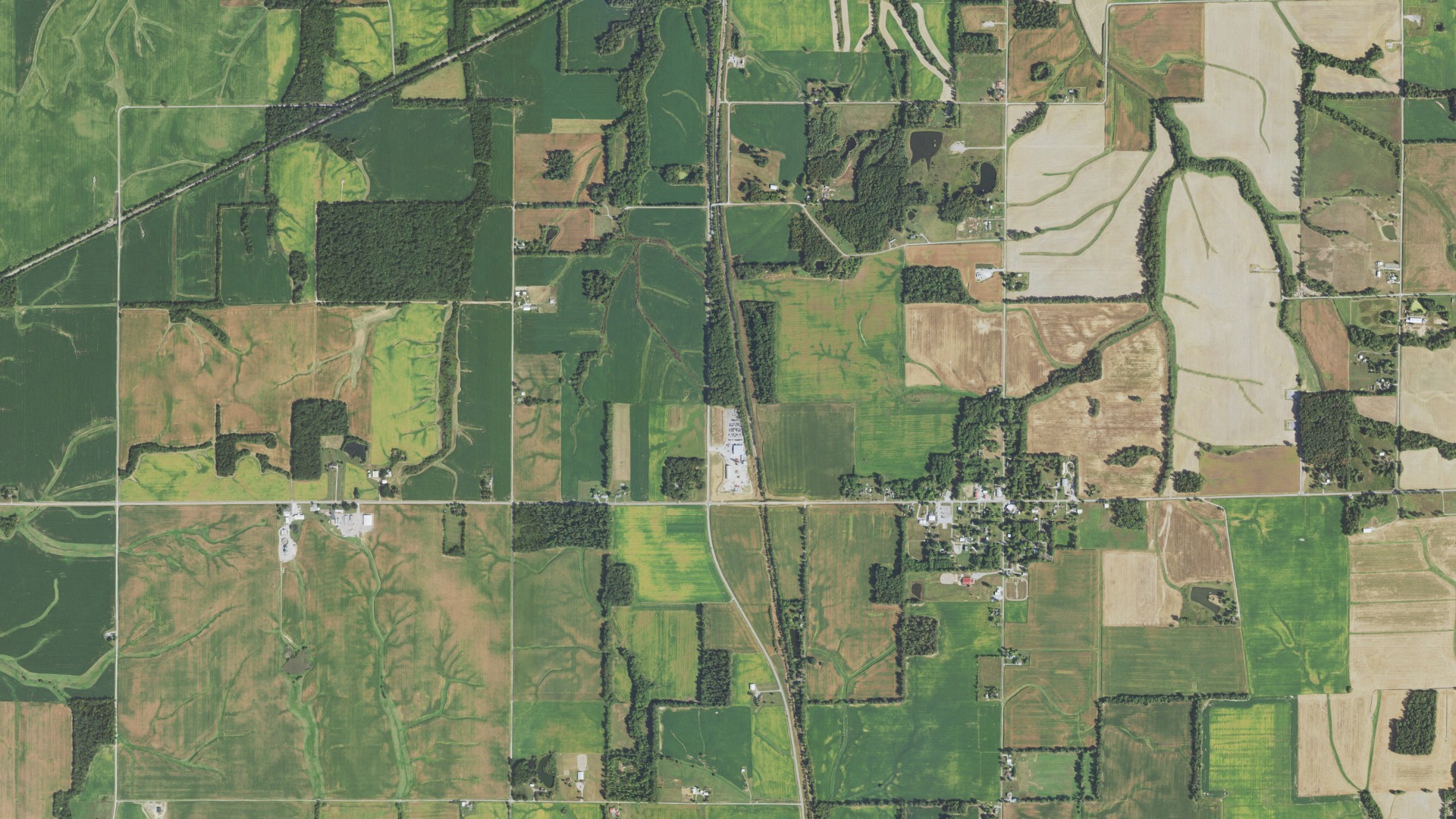 Aerial view of land around Eastern, Illinois