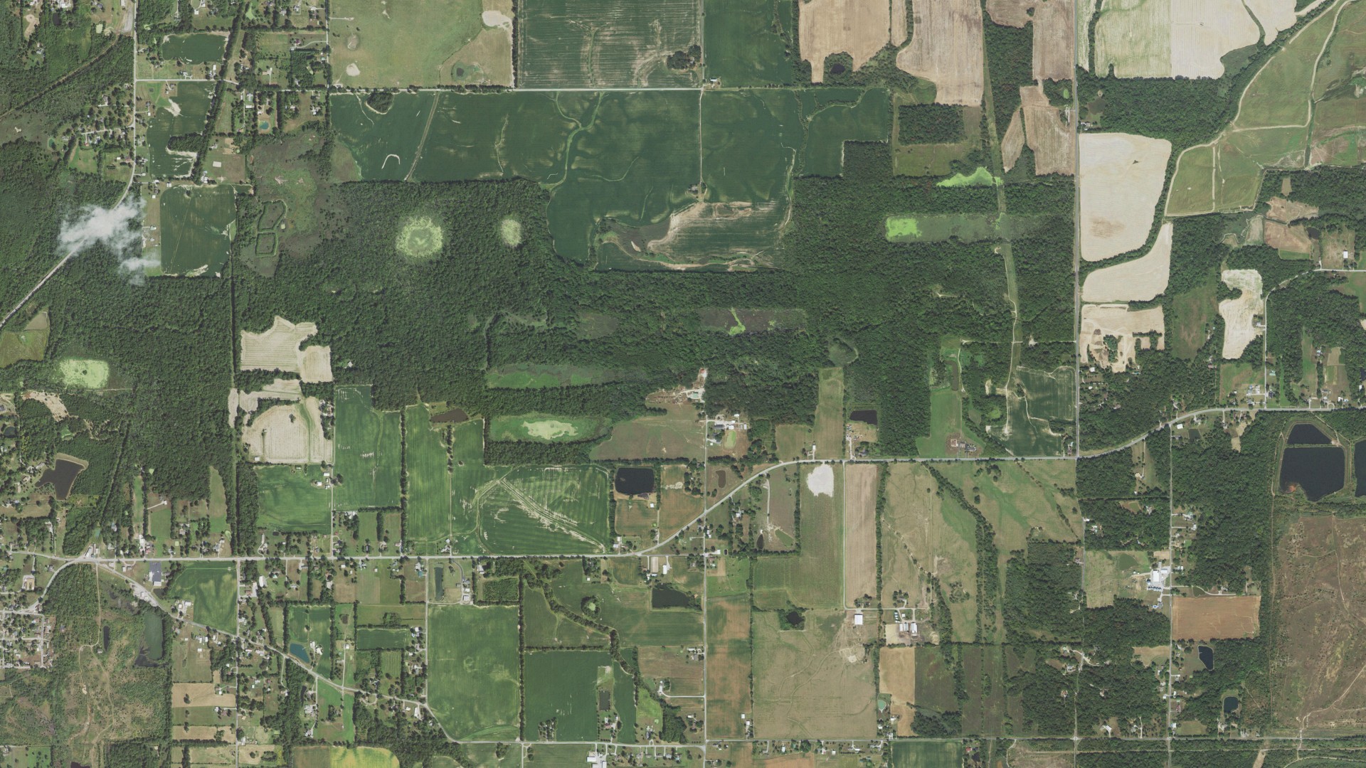 Aerial view of land around Frankfort, Illinois
