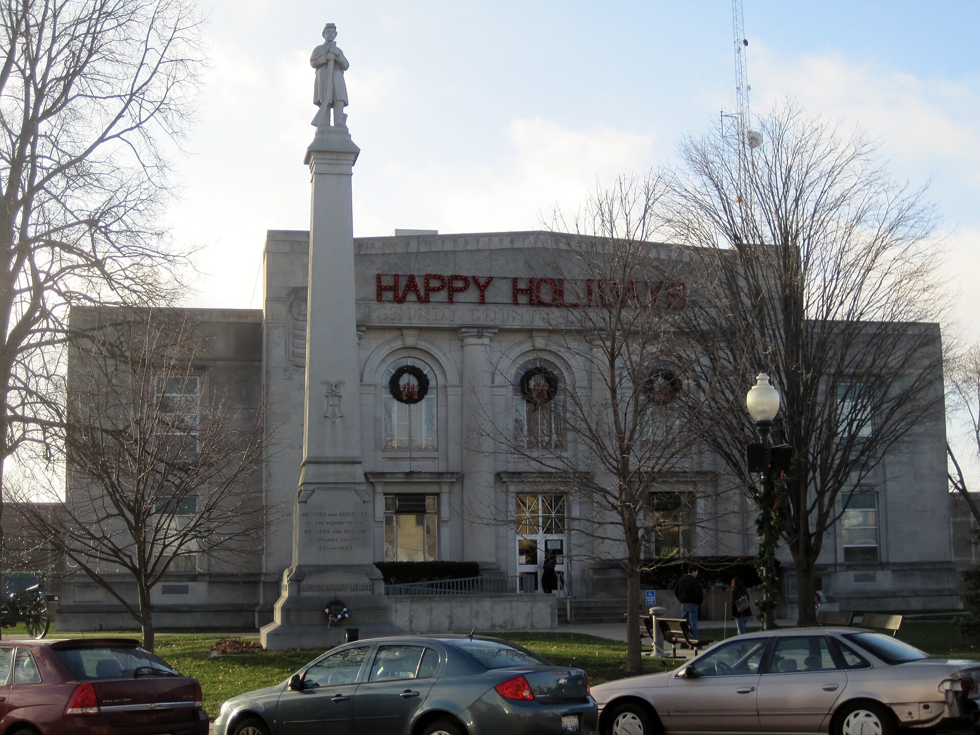 Front of the Grundy County Courthouse, located on the square bounded by Washington, Franklin, Illinois, and Liberty Streets in Morris, Illinois, United States.