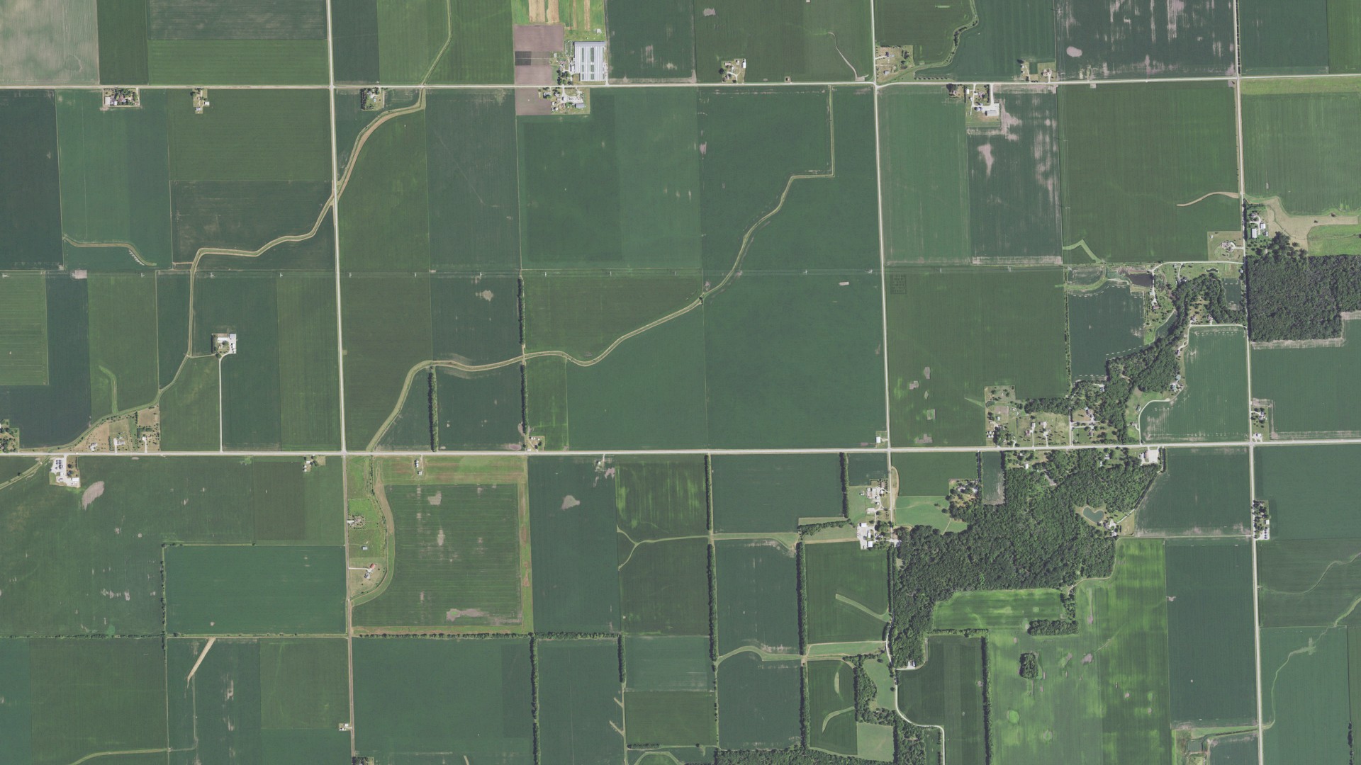 Aerial view of land around Vienna, Illinois