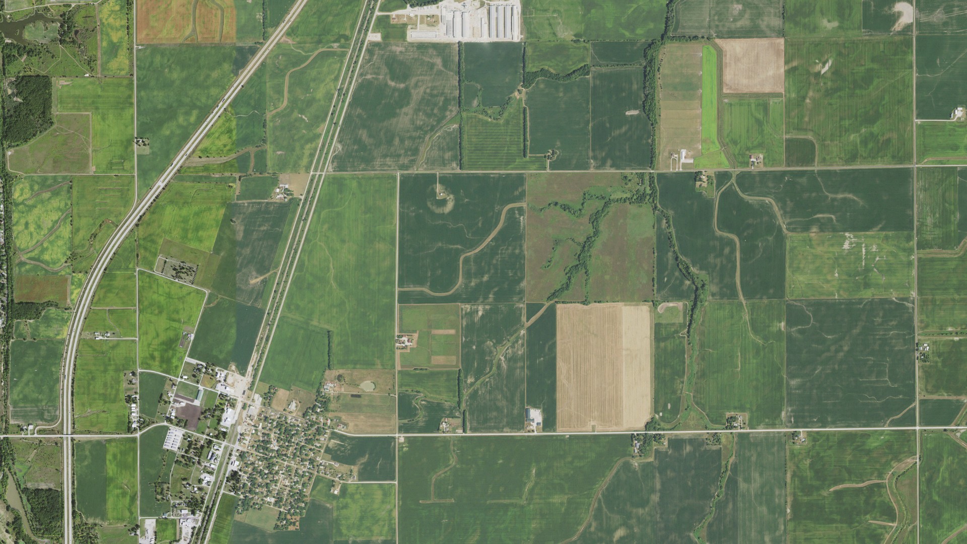 Aerial view of land around Loda, Illinois