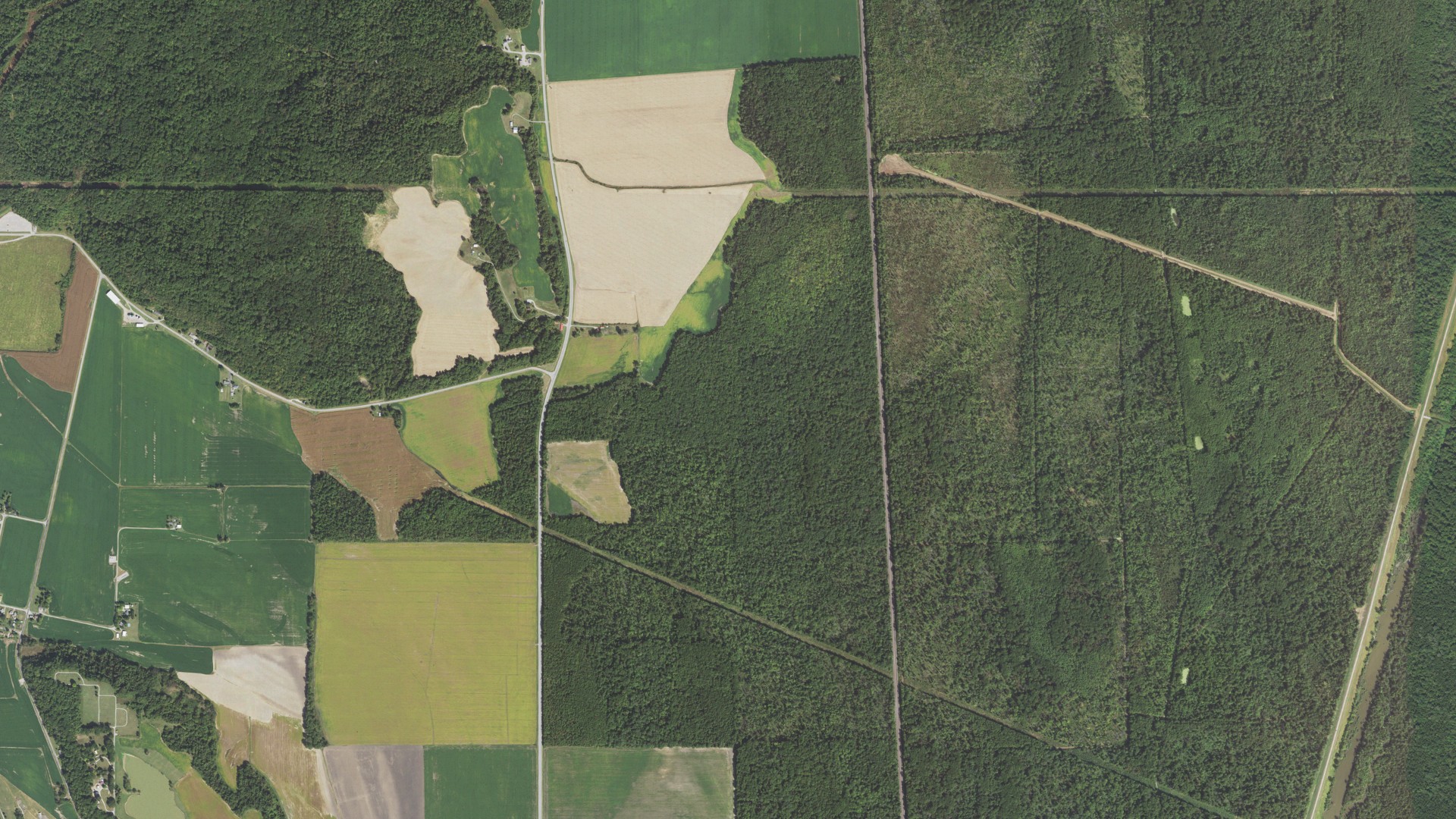 Aerial view of land around Grand Tower, Illinois