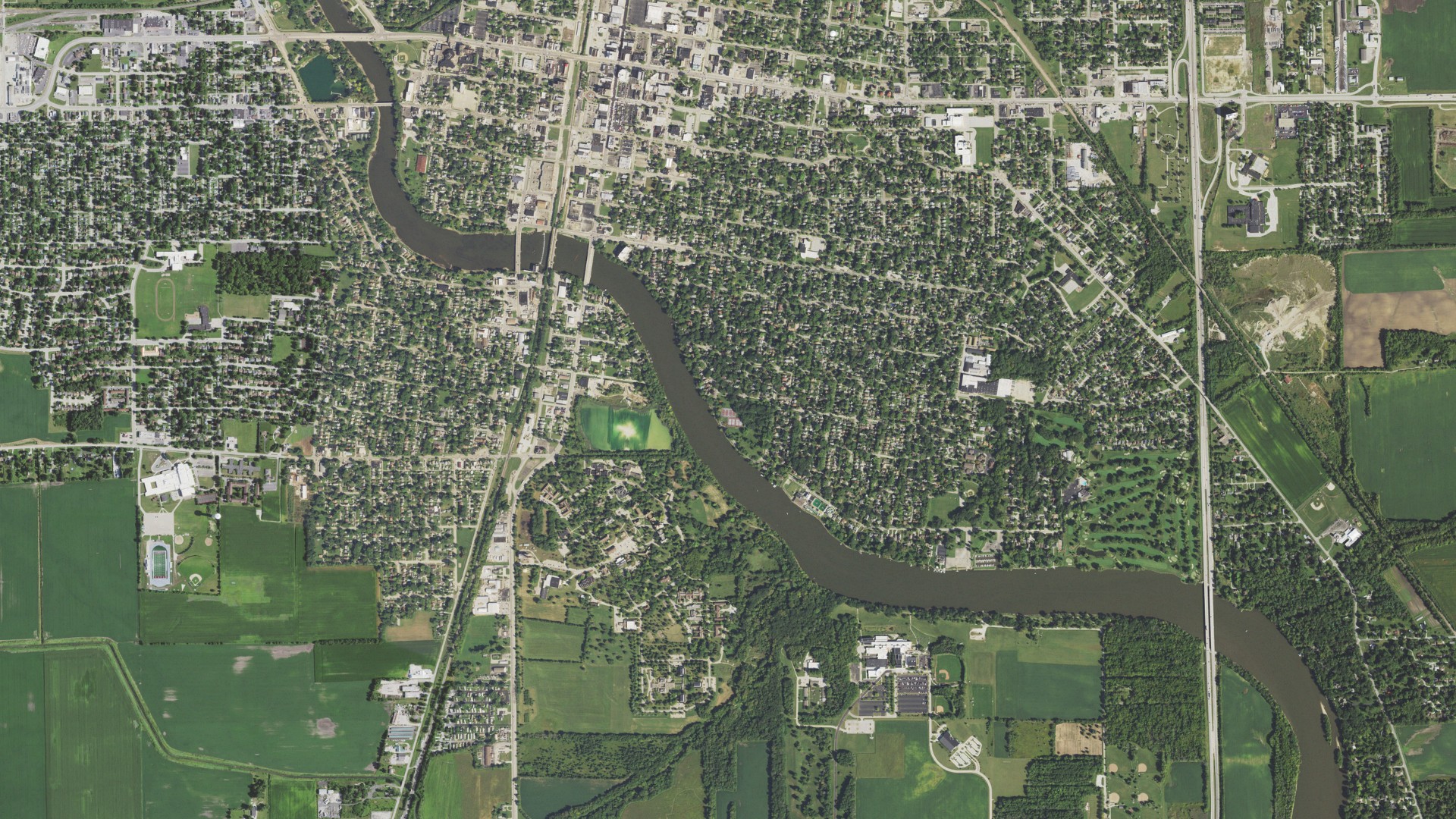 Aerial view of land around Kankakee, Illinois