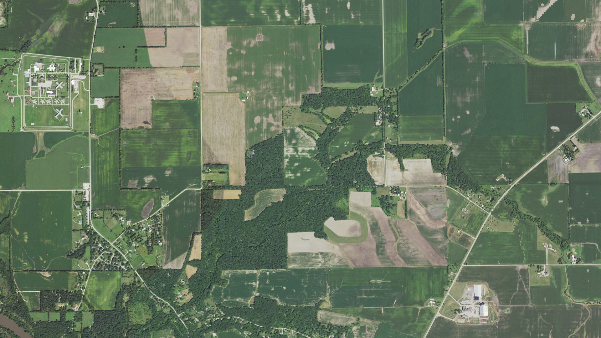 Aerial view of land around Mission, Illinois