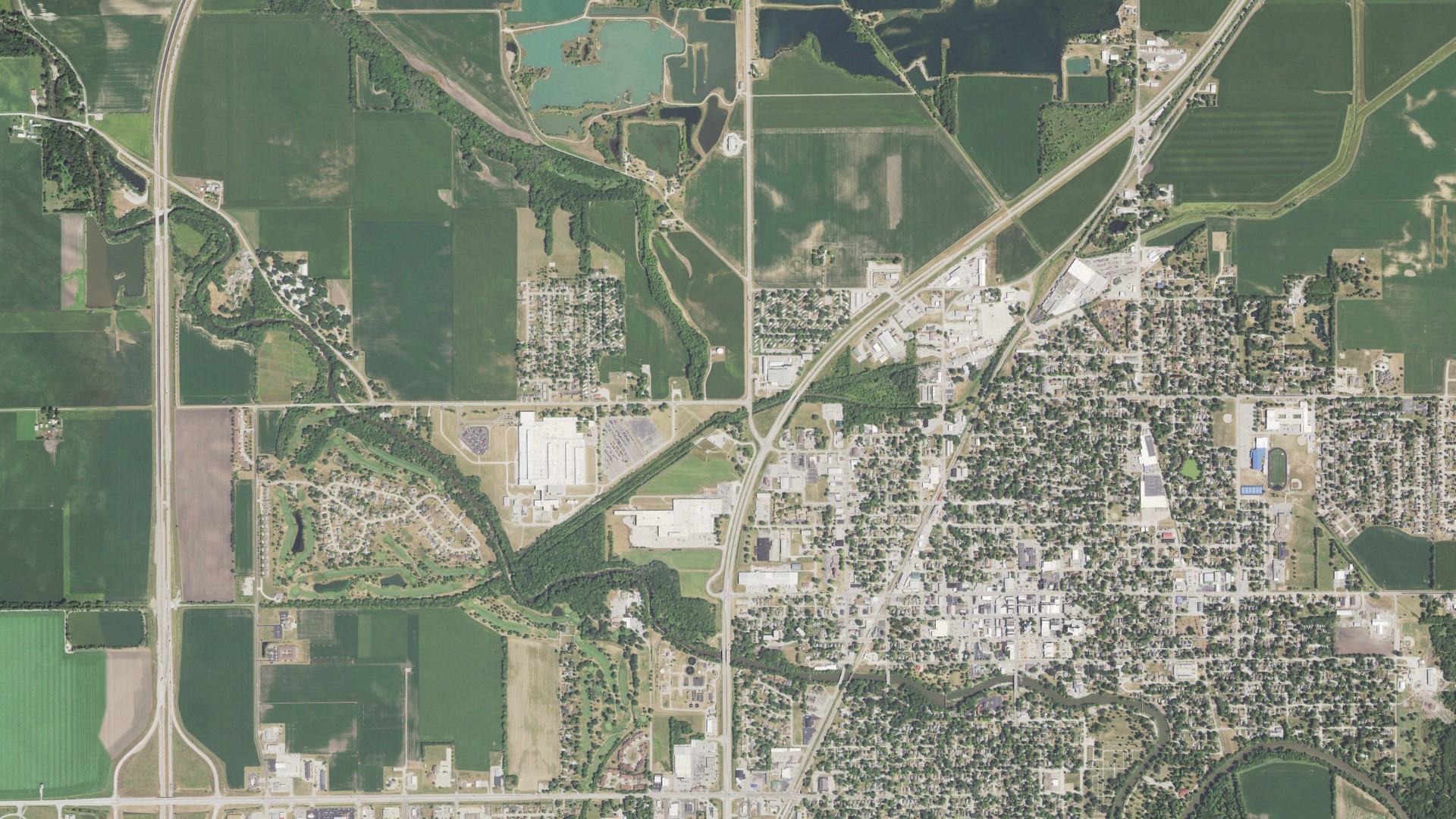 Aerial view of land around Pontiac, Illinois