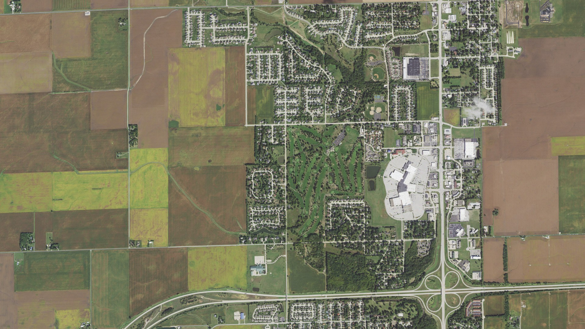 Aerial view of land around Hickory Point, Illinois