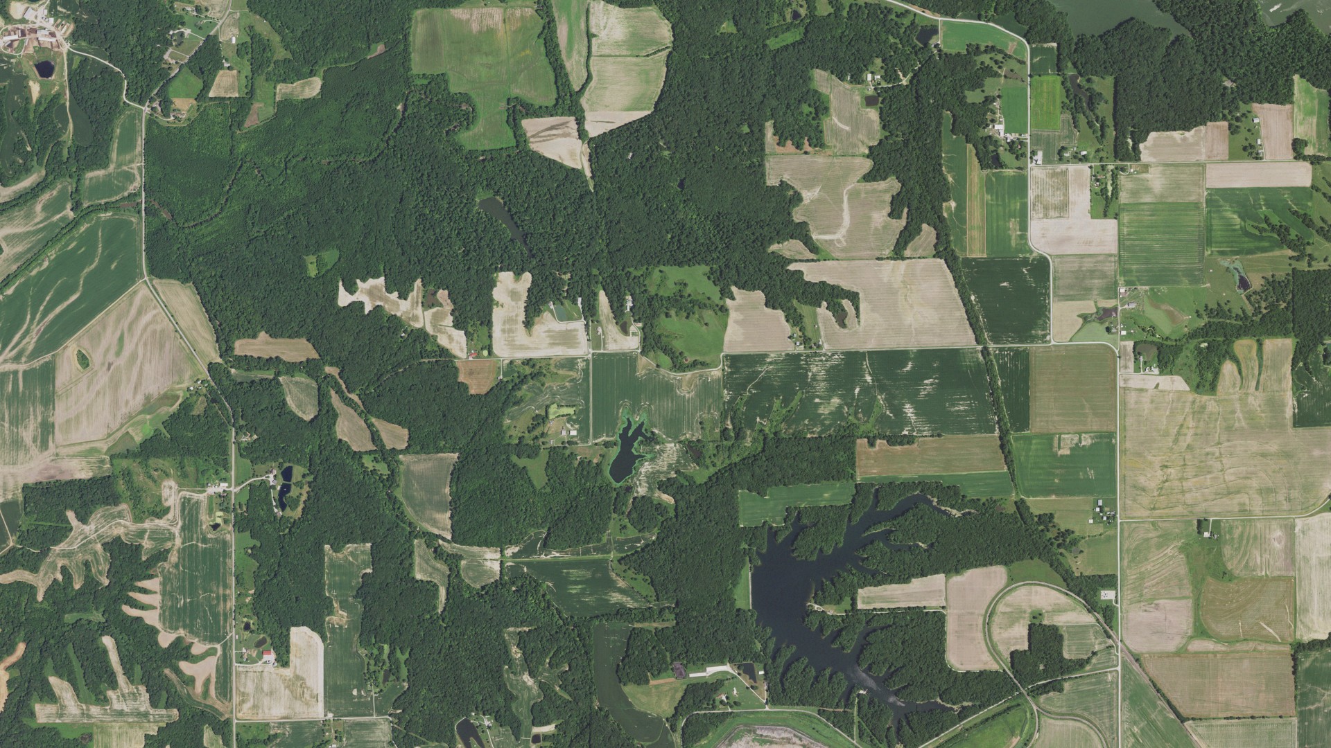 Aerial view of land around Brushy Mound, Illinois