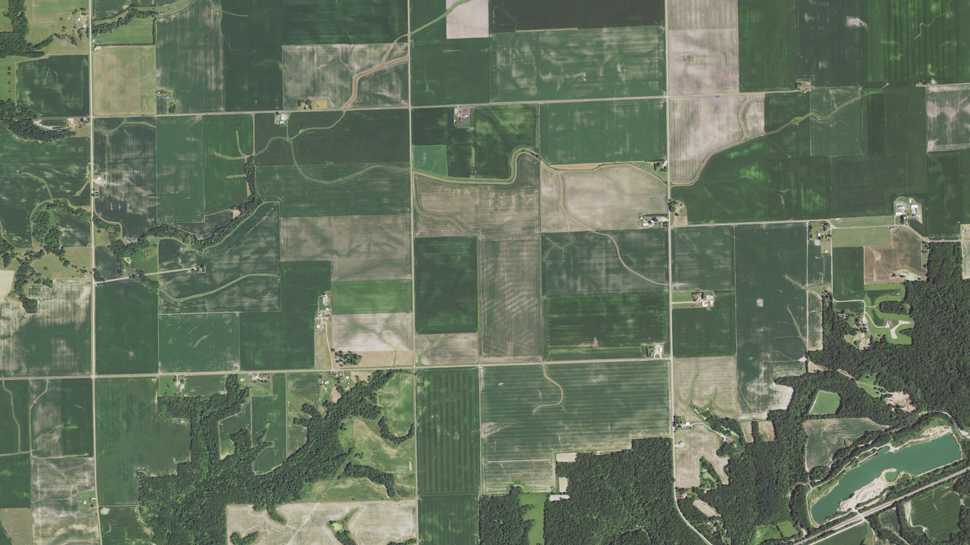 Aerial view of land around Richland, Illinois