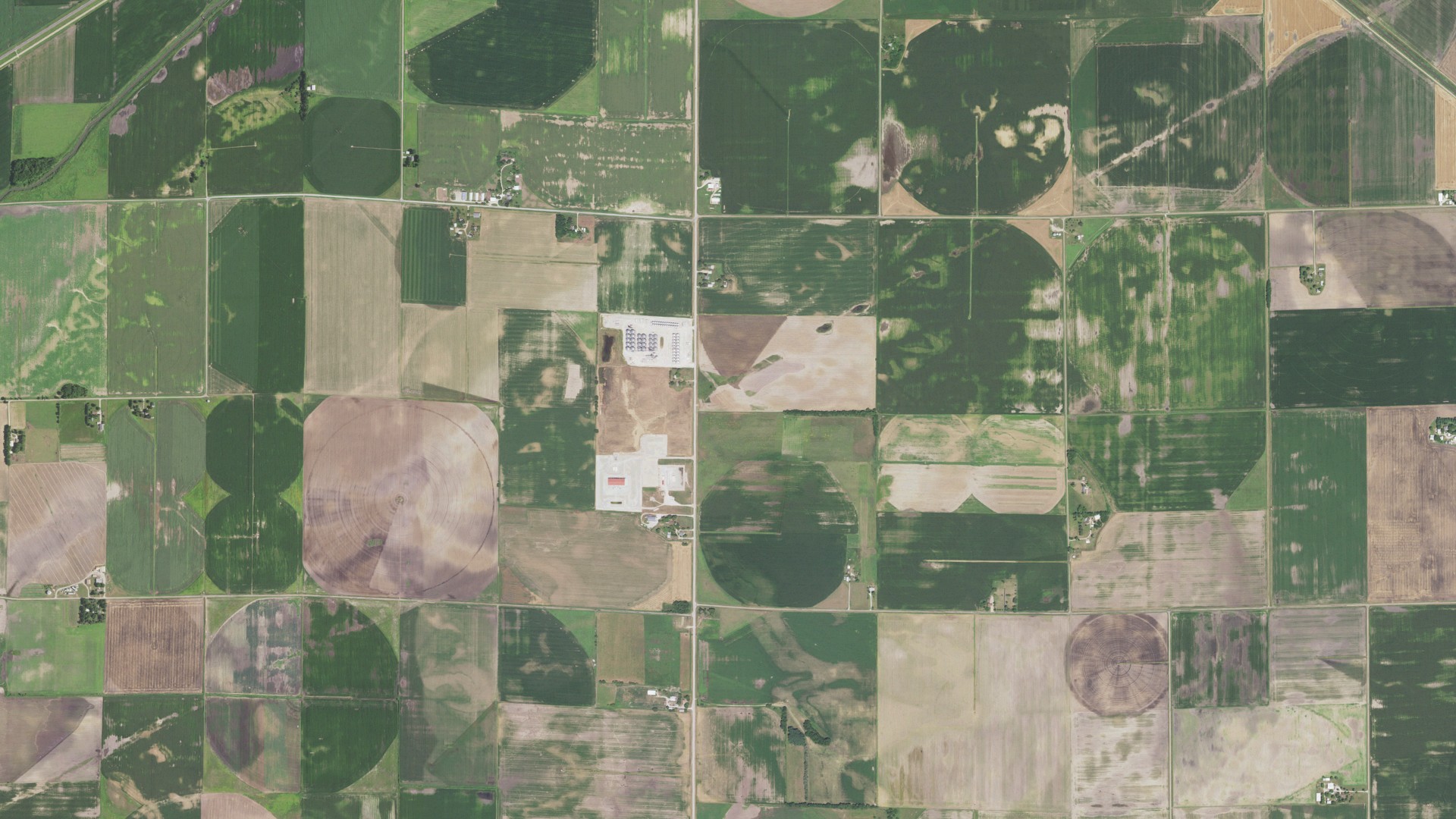 Aerial view of land around Forest City, Illinois