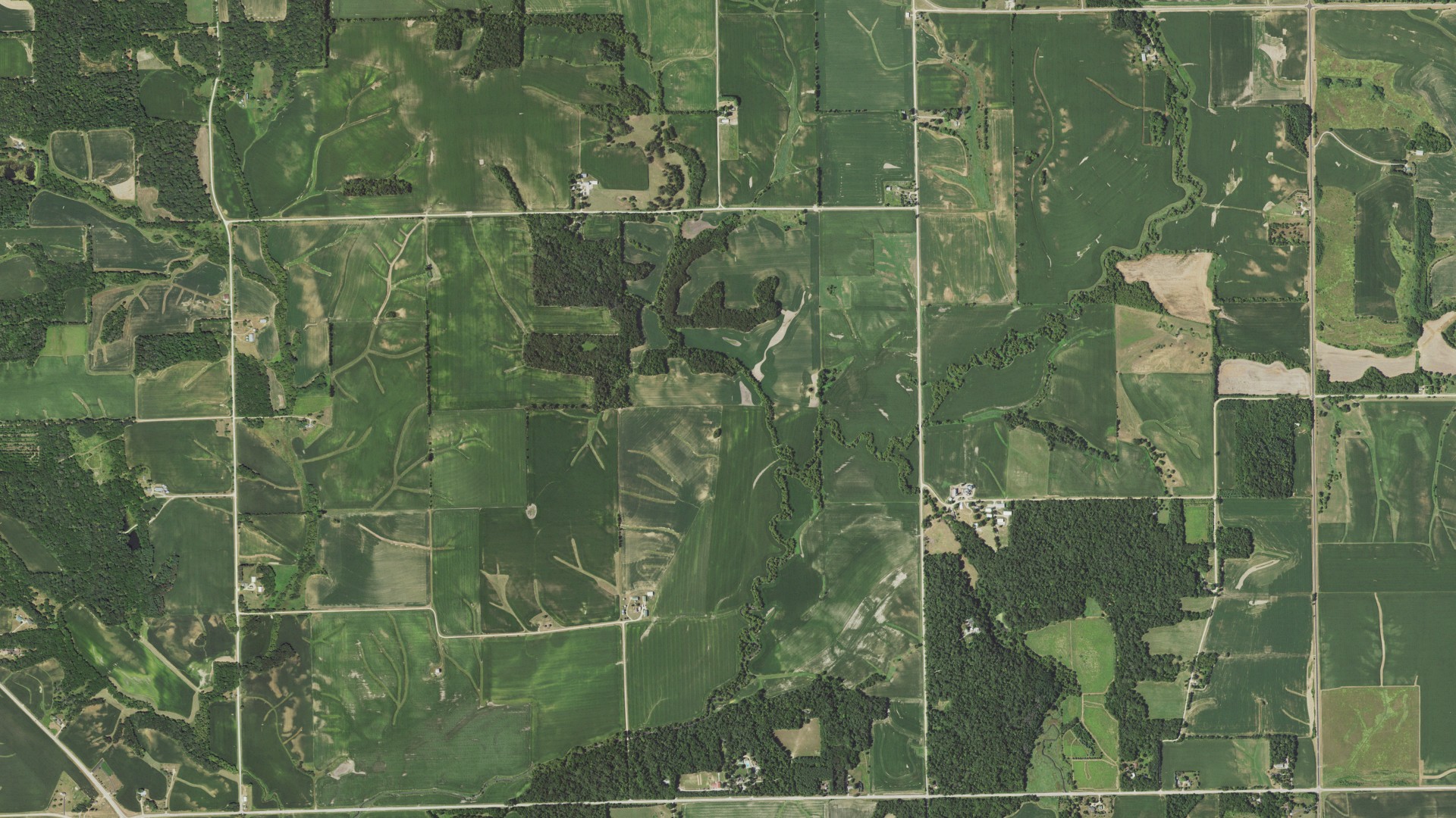Natural-color aerial photograph of land around Brookville, Illinois