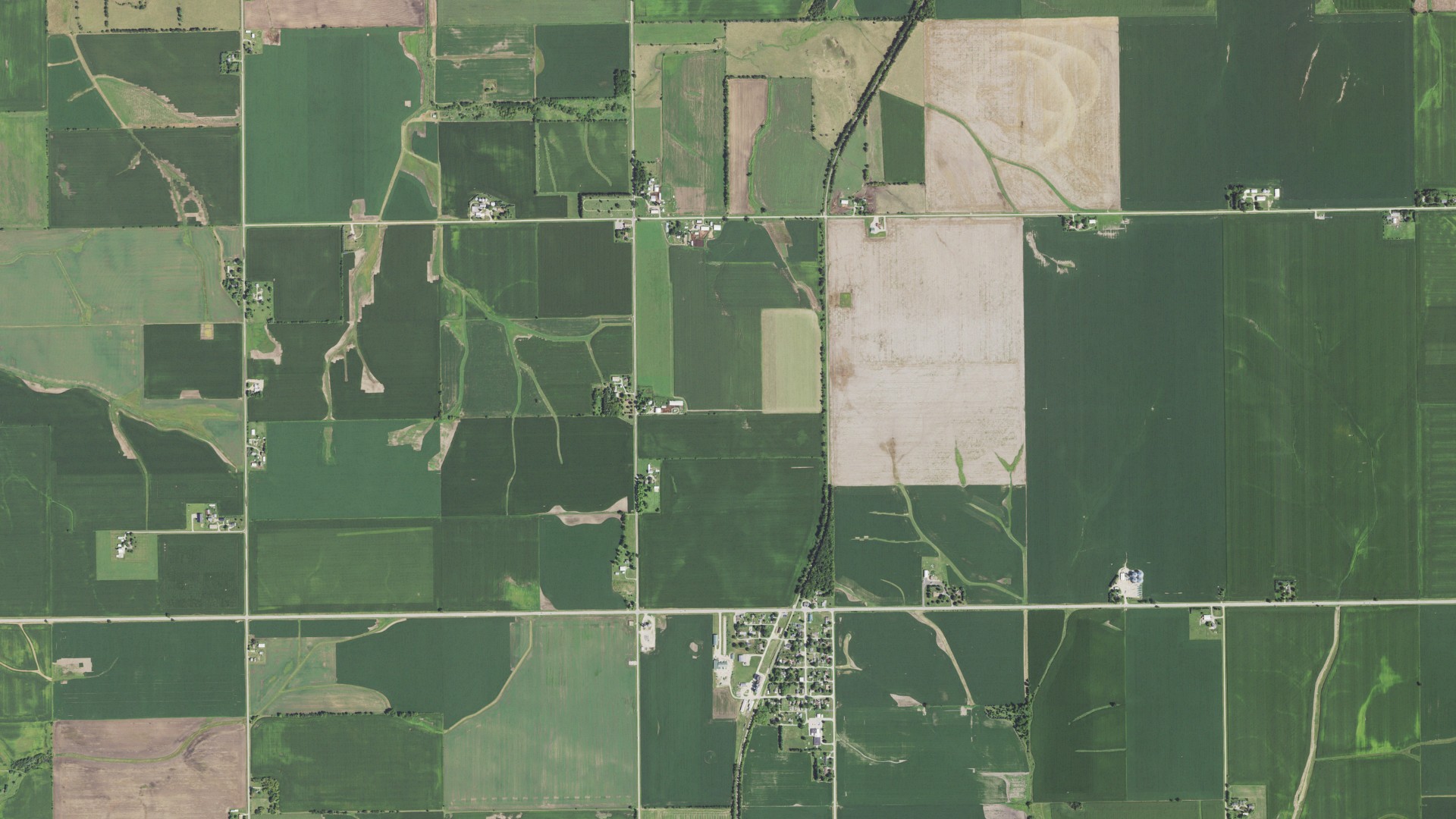 Aerial view of land around White Rock, Illinois
