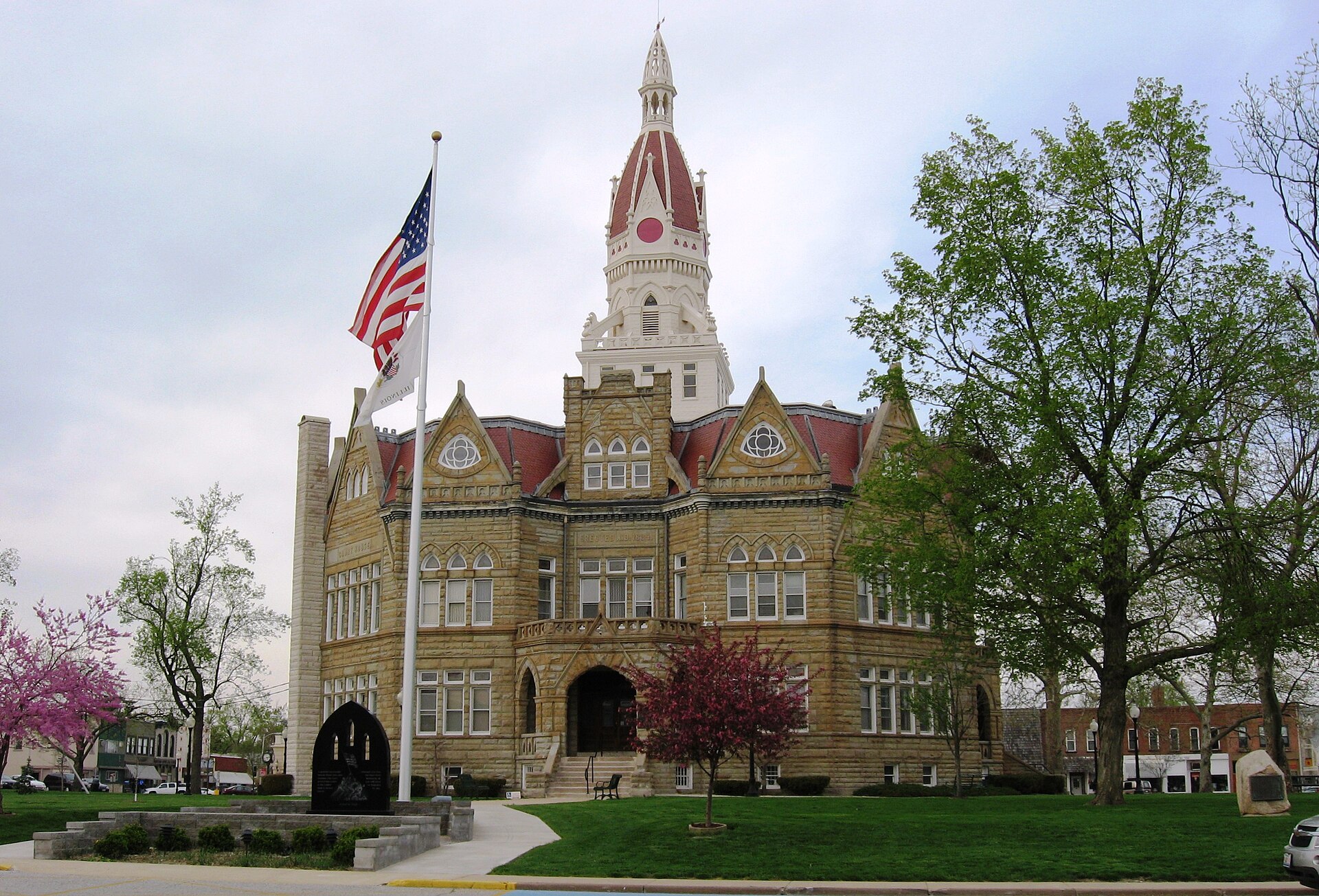 Courthouse, Pike County, Illinois. Is part of the NRHP-listed Pittsfield Historic District.