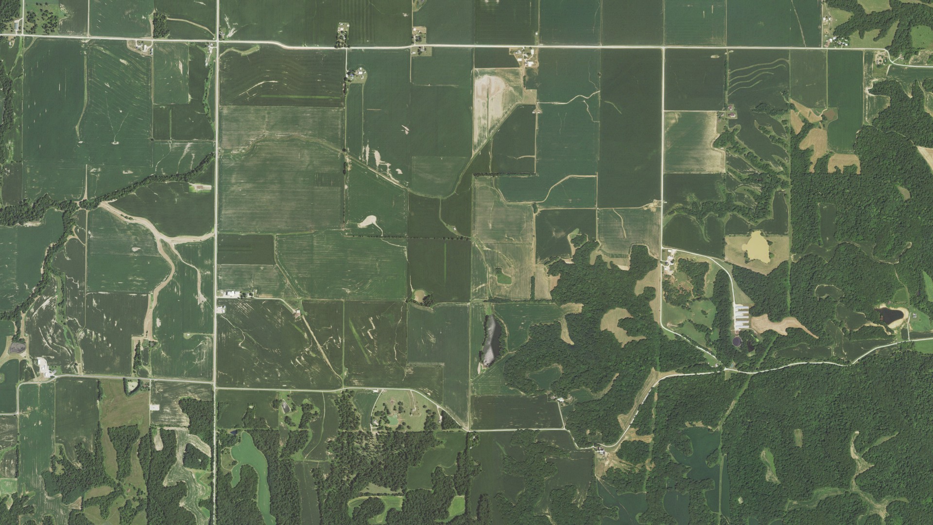 Aerial view of land around Montezuma, Illinois