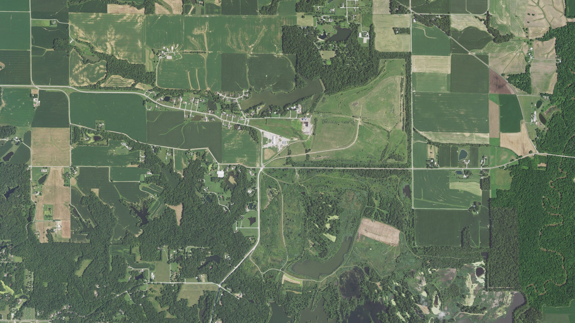 Aerial view of land around Freeburg, Illinois