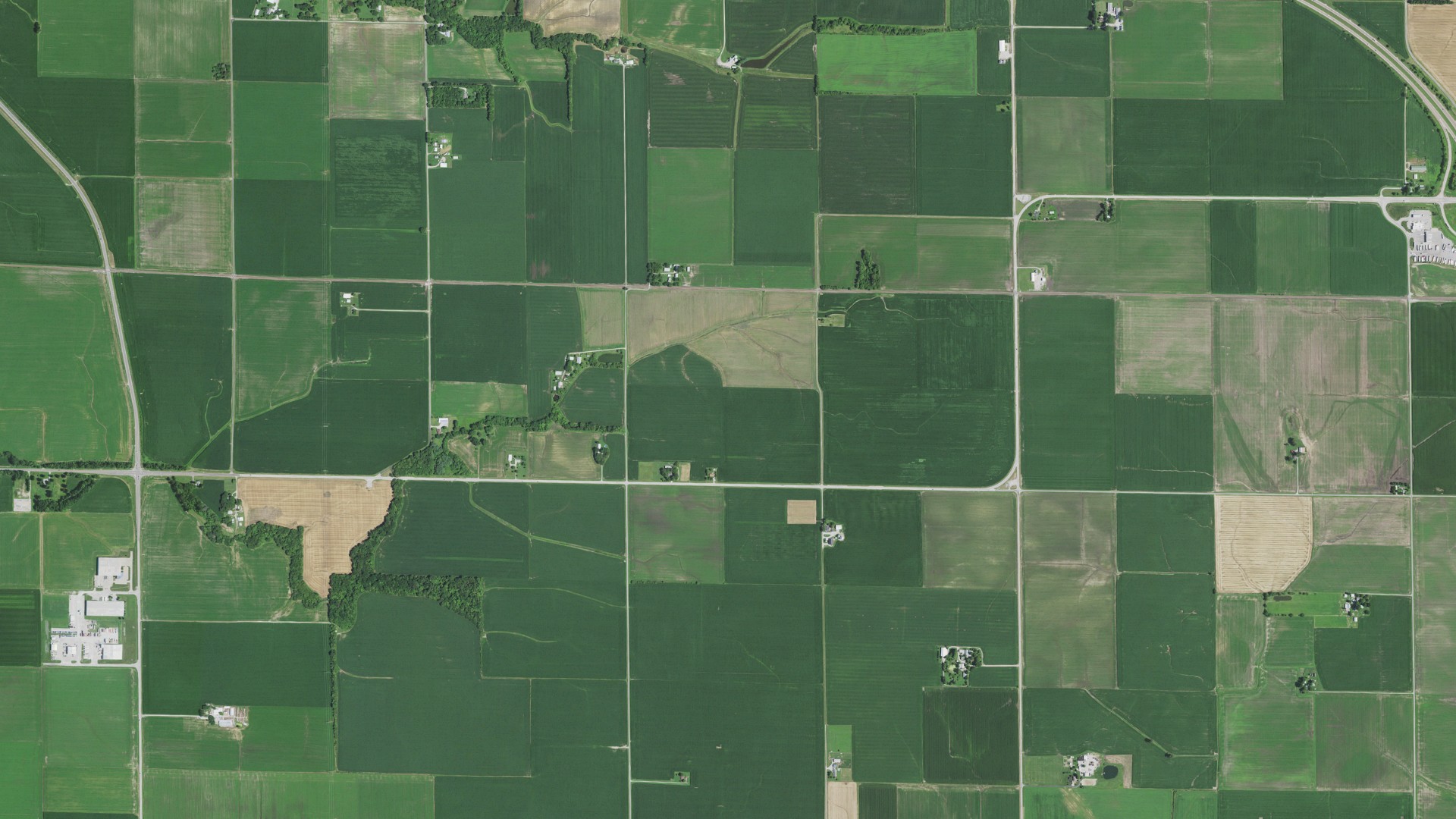 Aerial view of land around Mascoutah, Illinois