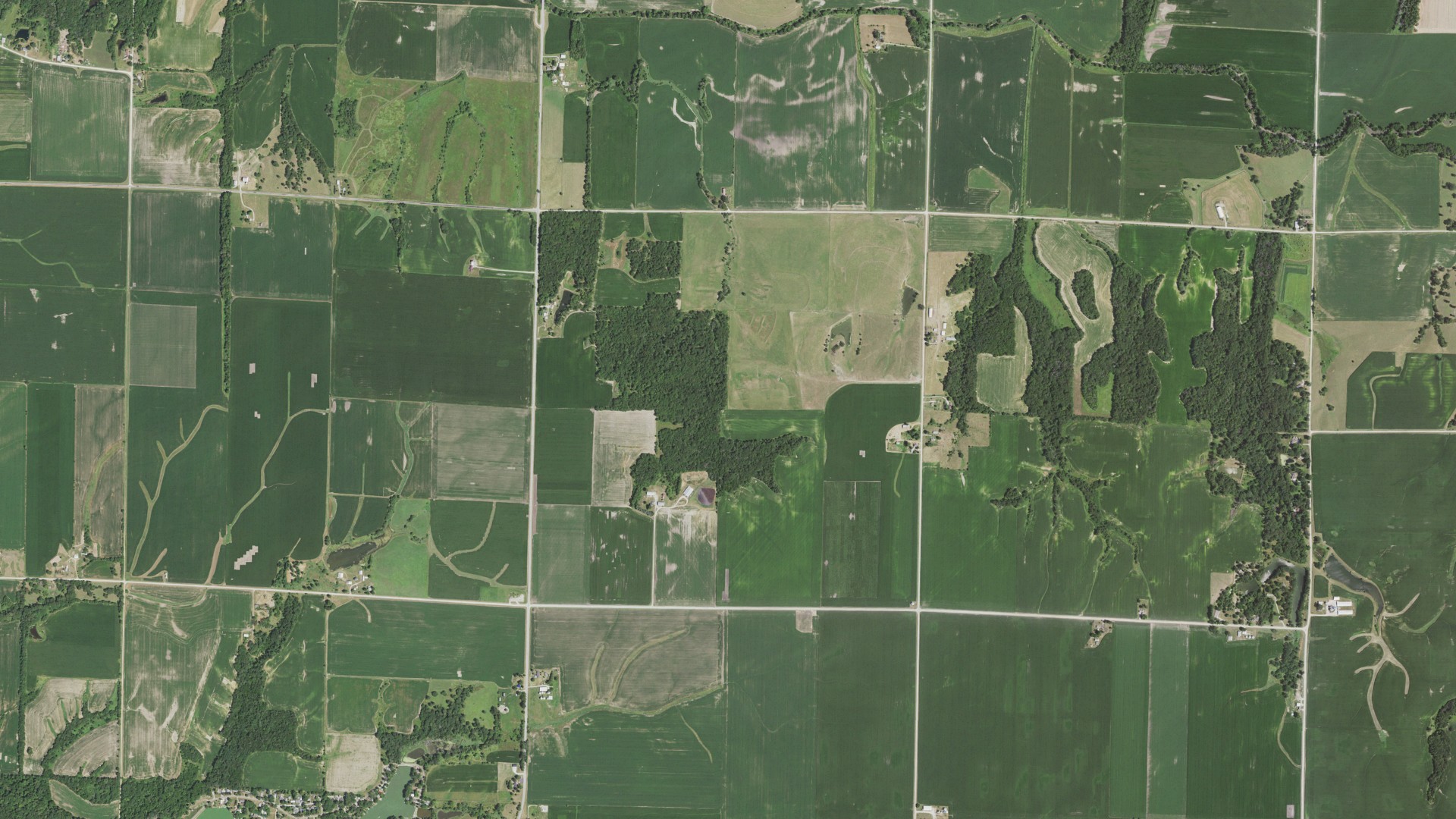 Natural-color aerial photograph of land around Spring Grove, Illinois