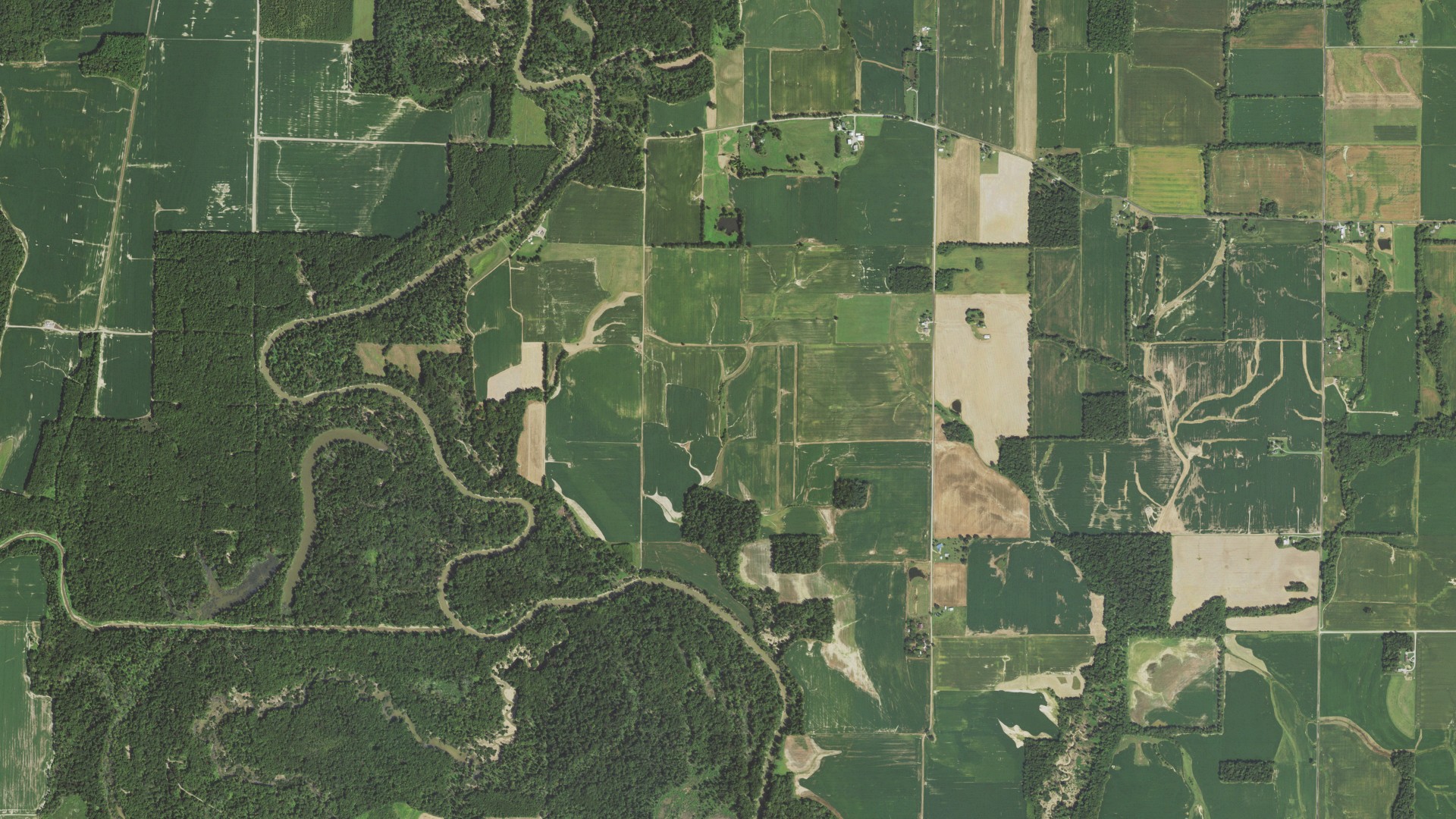 Aerial view of land around Leech, Illinois