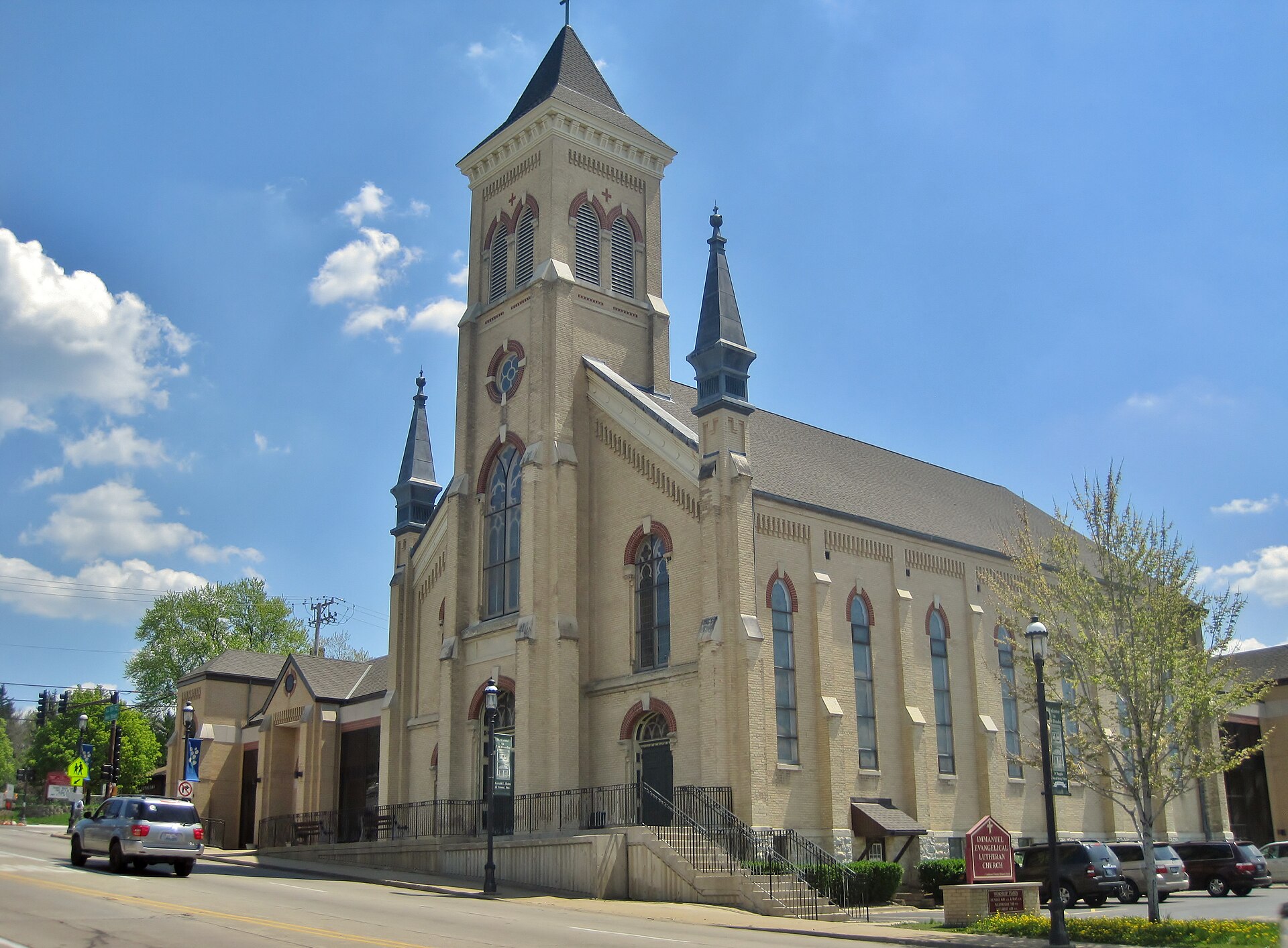 Immanuel Lutheran Church in the Dundee Township Historic District in East Dundee (1886). — Illinois