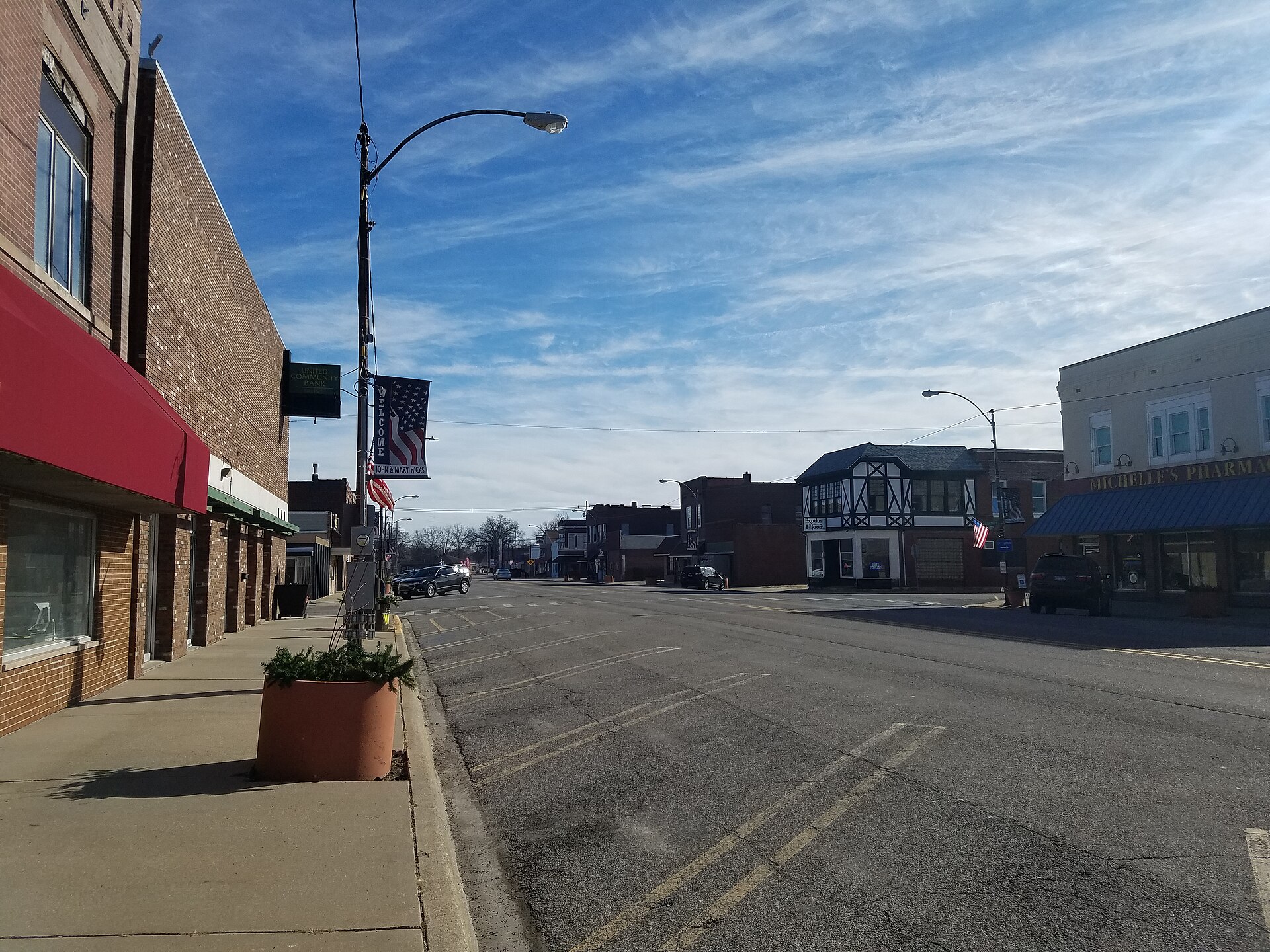 A downtown image of Gillespie, IL — Illinois