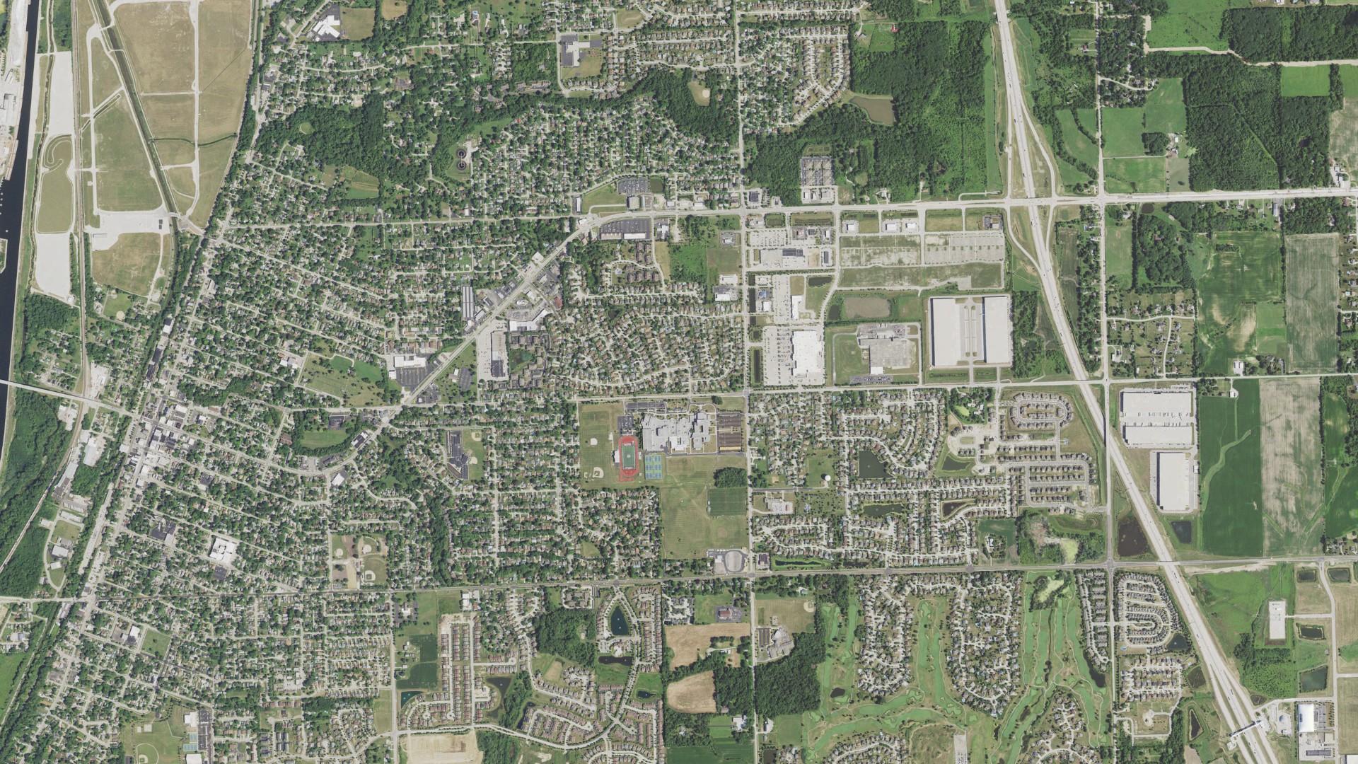 Aerial view of land around Lockport, Illinois