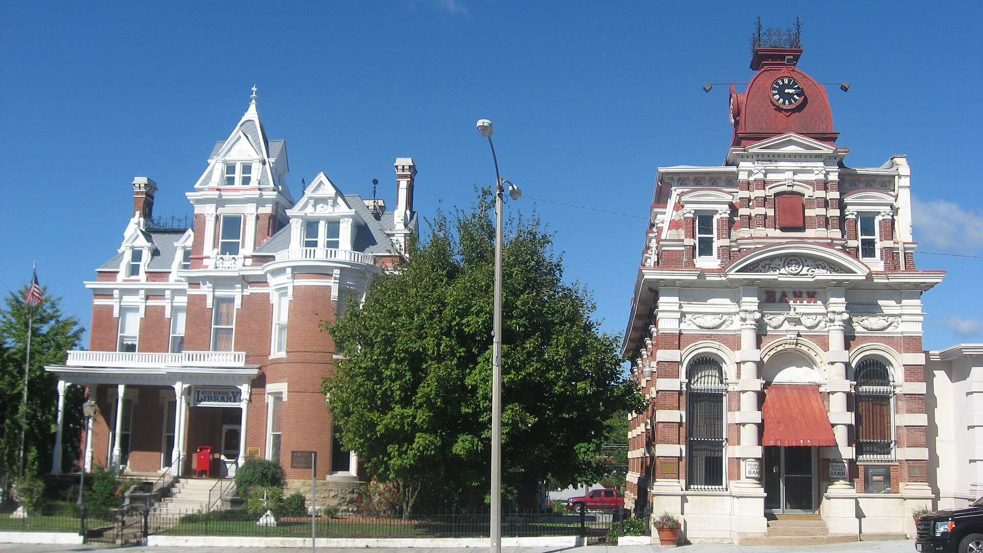 Downtown streets in McLeansboro, Illinois