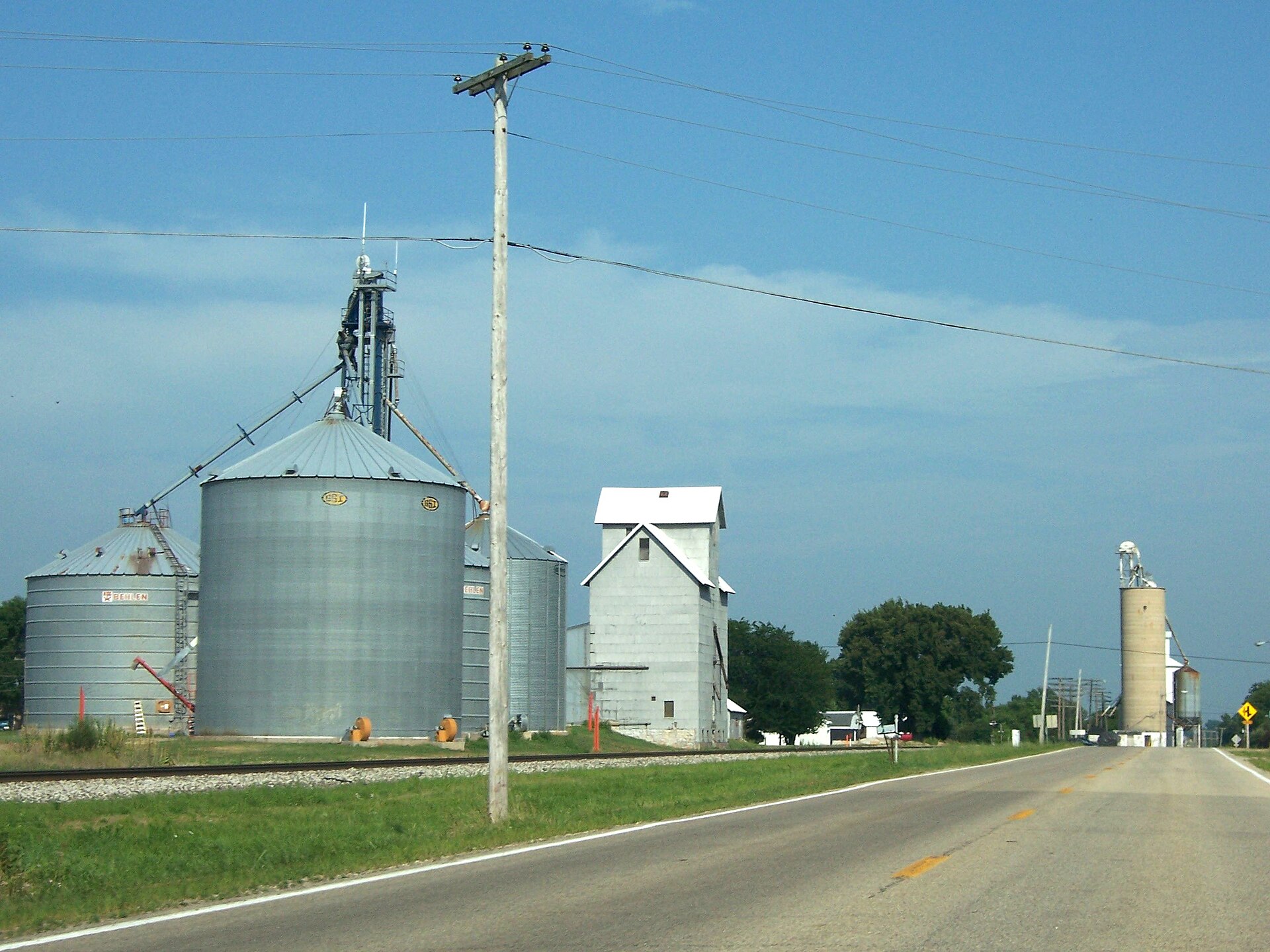 Outdoor view in Mineral, Illinois