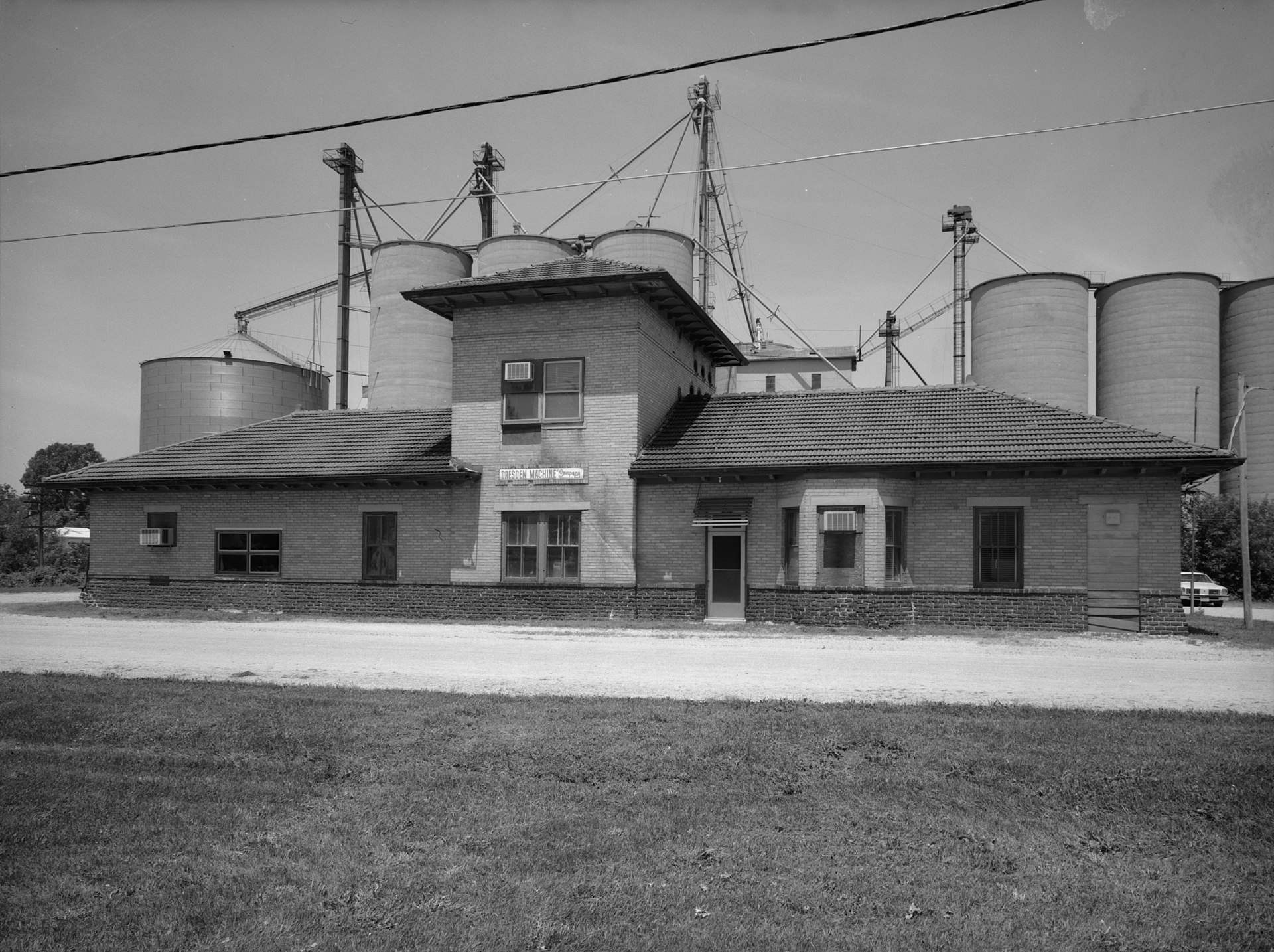 Illinois Traction System, Minooka Passenger Station, Minooka, Grundy County, IL. South facade of station looking northwest.