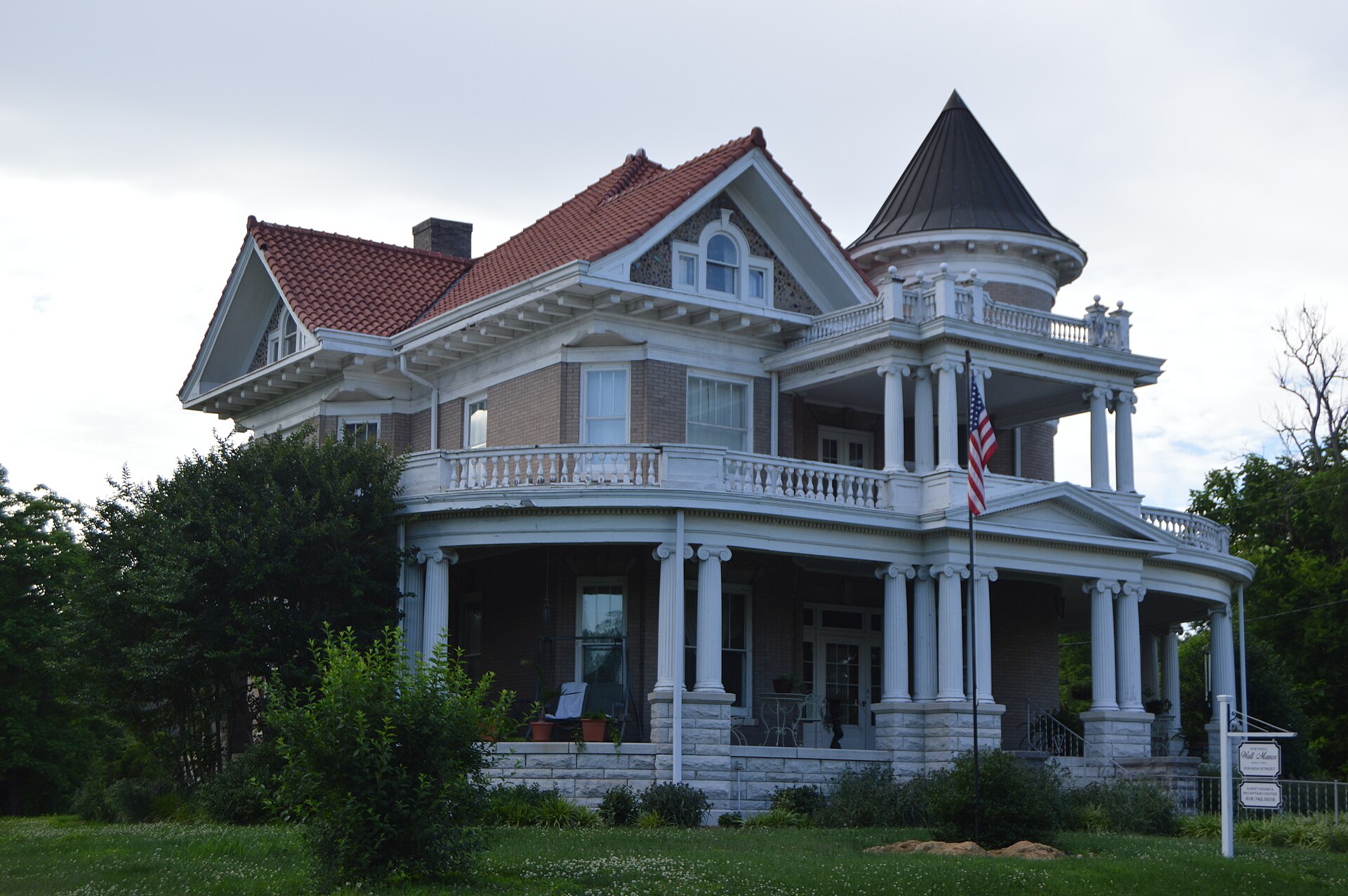 Front and southwestern side of Wall Manor, a bed and breakfast located at 319 High Street in Mound City, Illinois, United States. It was built in 1913.
