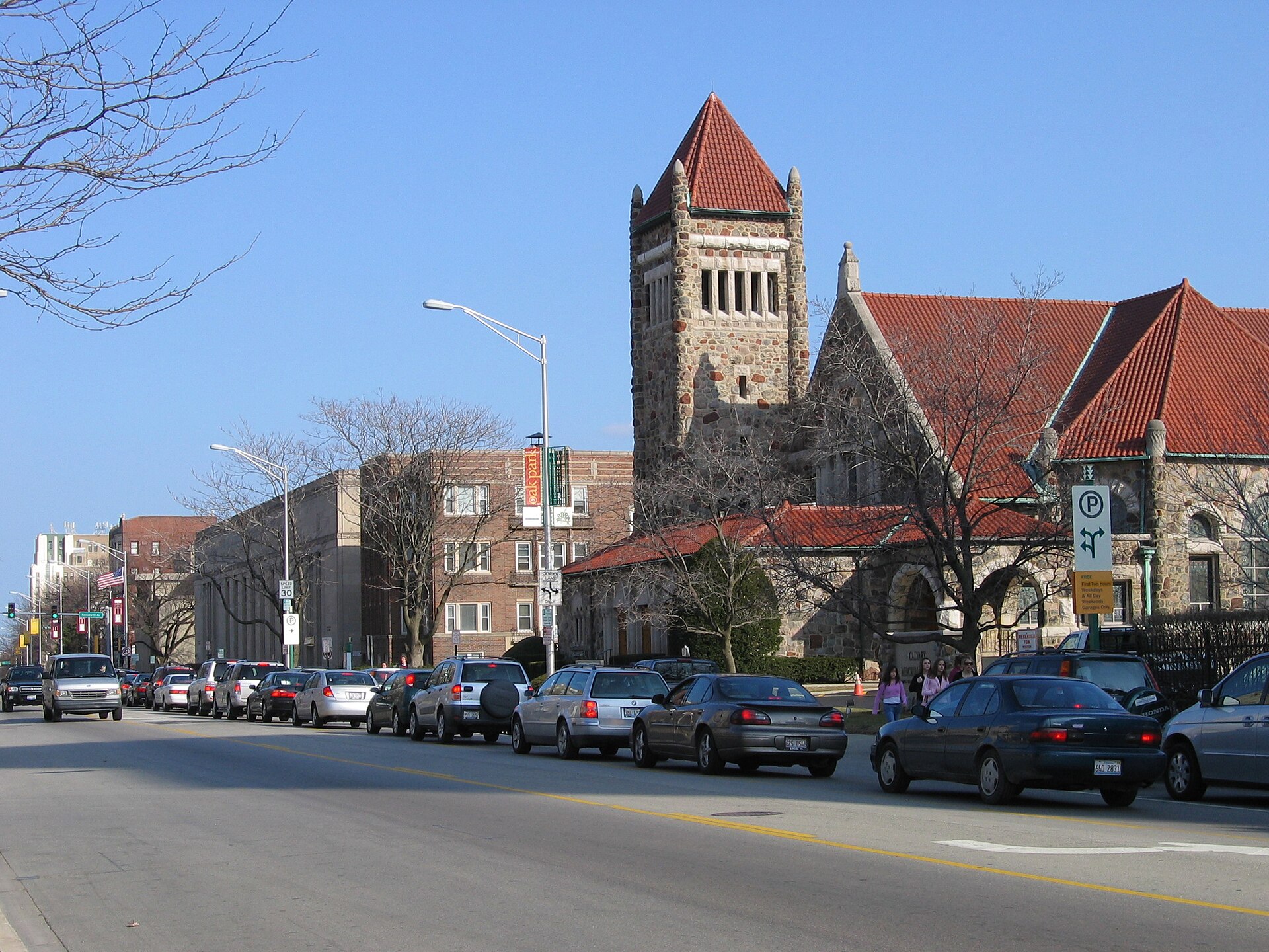 Oak Park, Illinois. Lake Street between Forest Place and N. Kenilworth Avenue. Calvary Memorial Church in the center of the picture.
