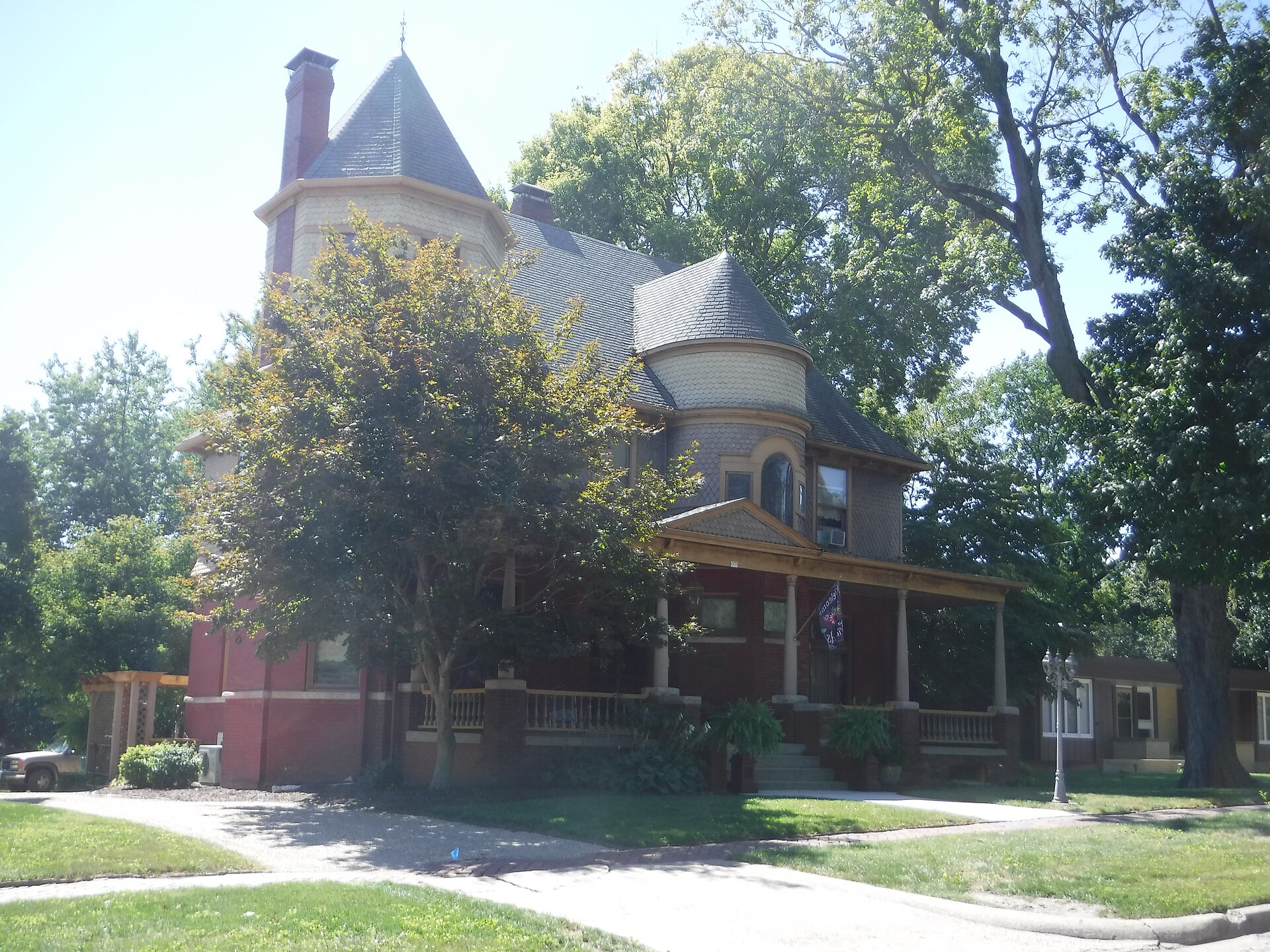Street scene in Pana, Illinois