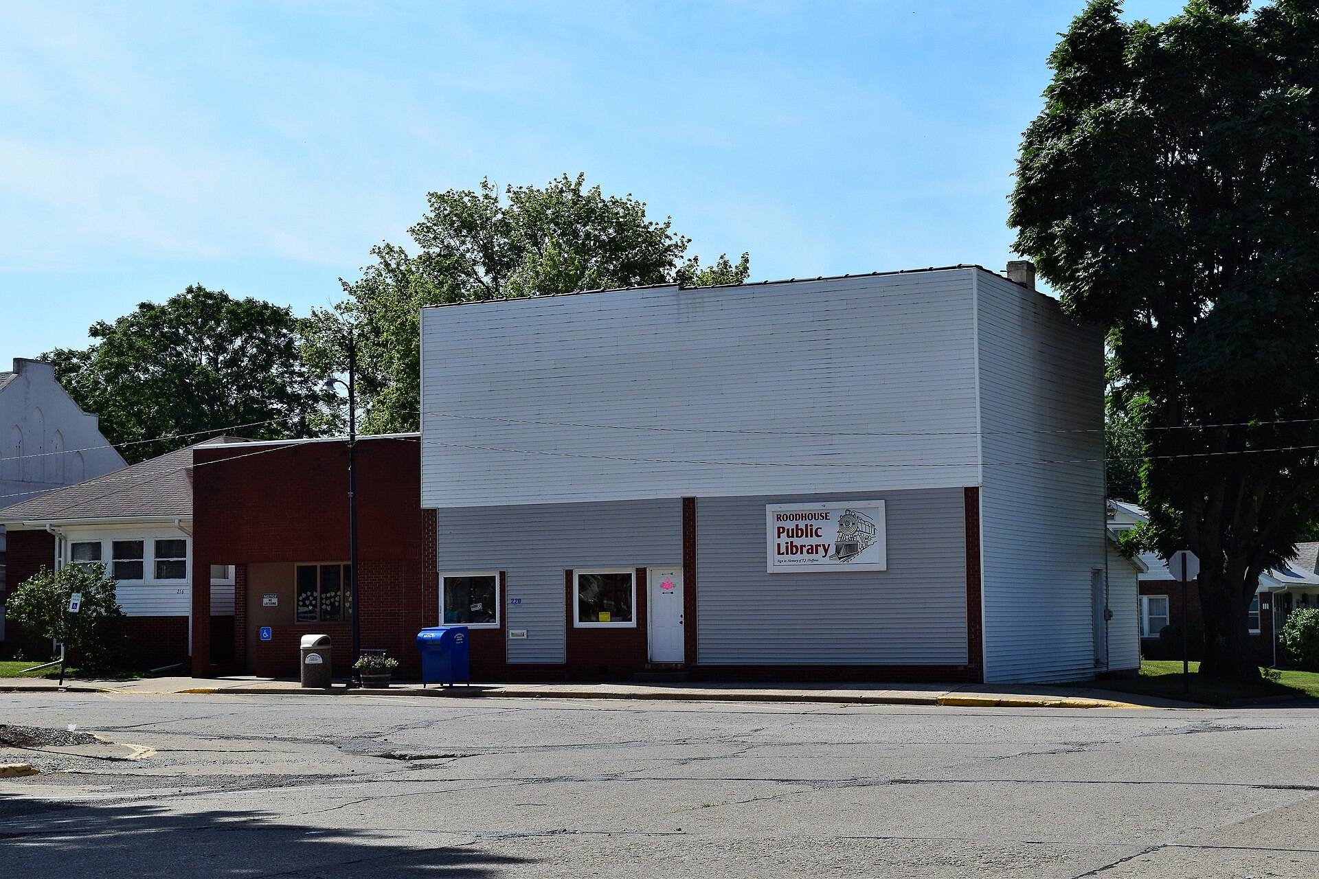 Library in Roodhouse, Illinois