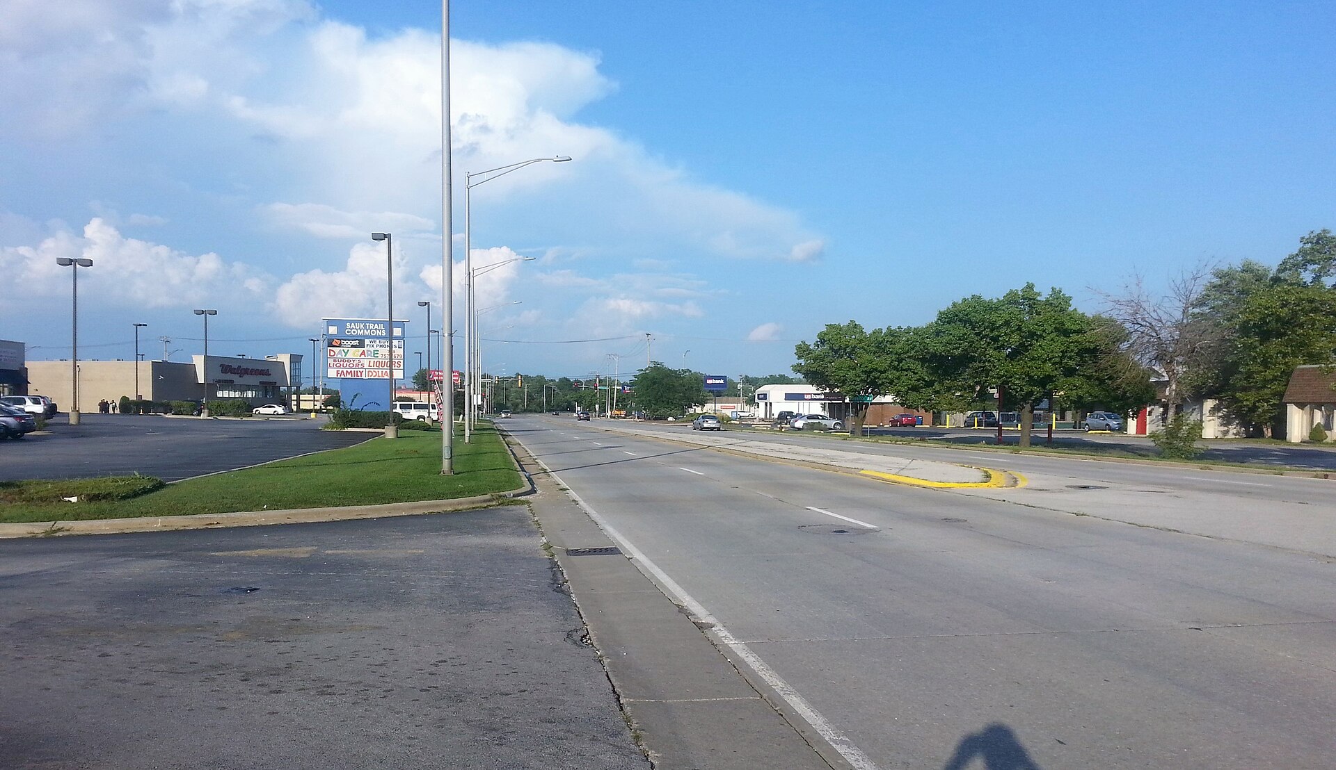Sauk Trail looking east — Sauk Village, Illinois