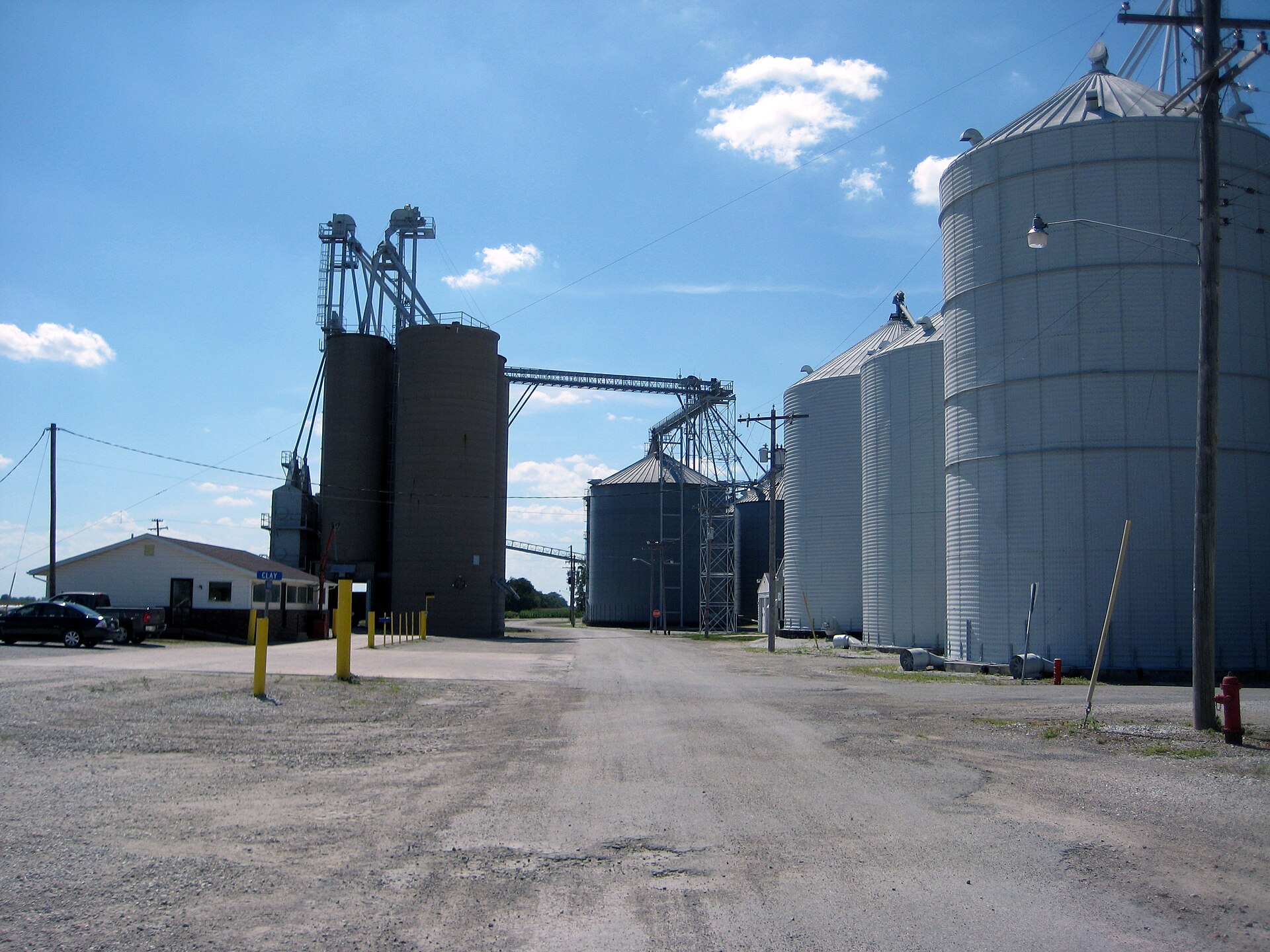 Fields and countryside in Sciota, Illinois