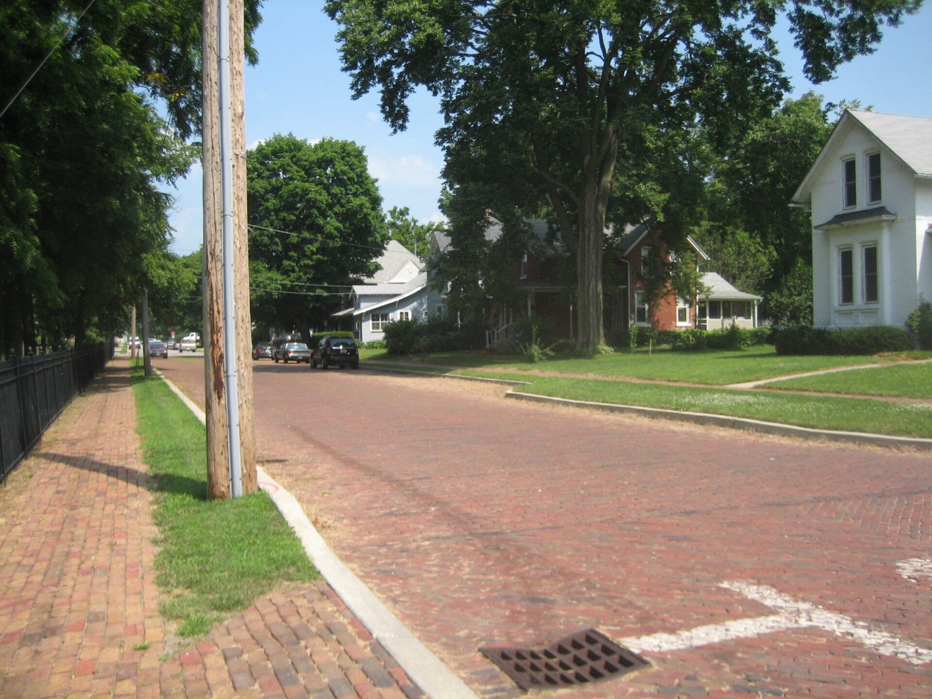 Street scene in Sterling, Illinois