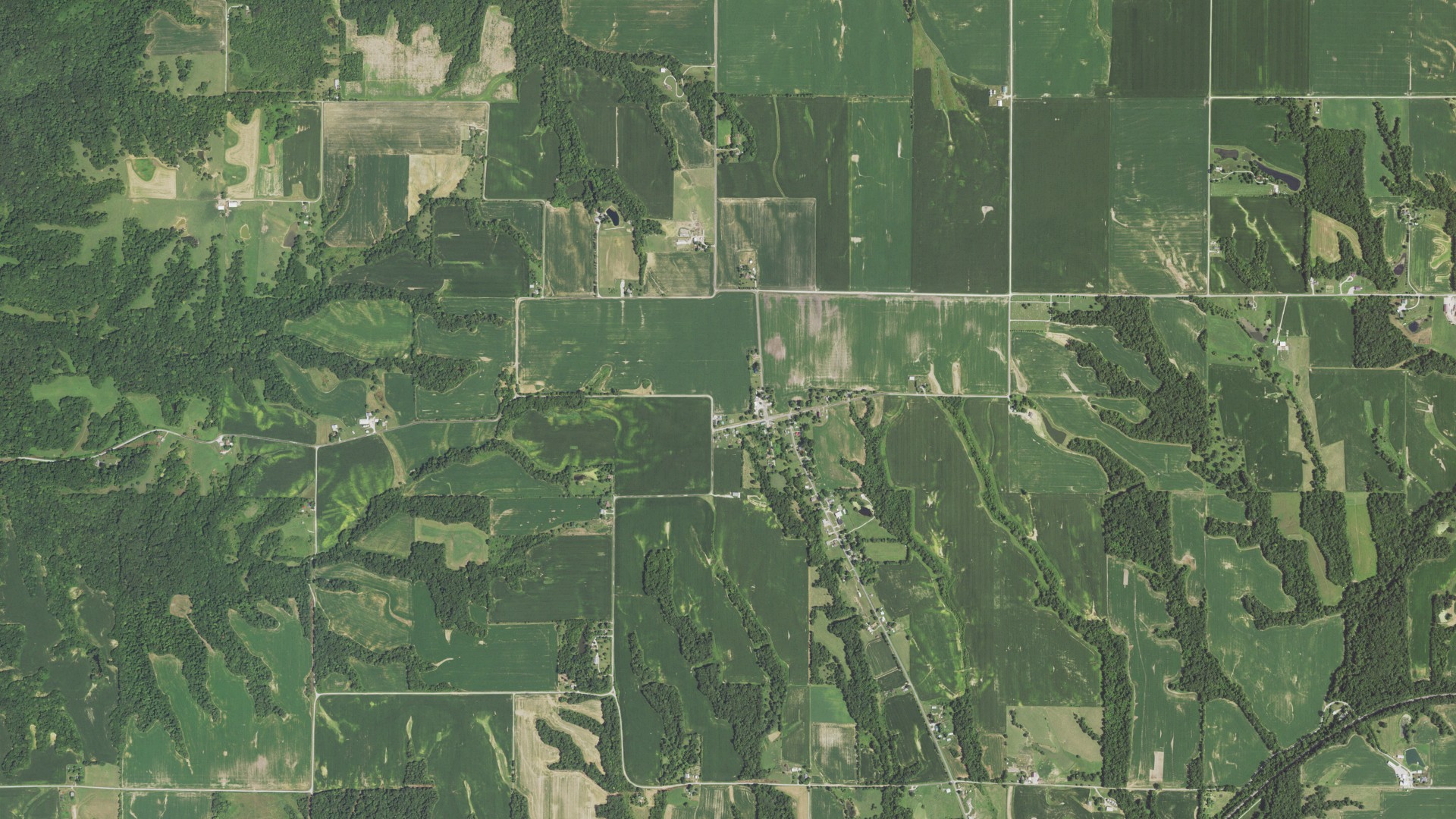 Aerial view of land around Wilmington, Illinois